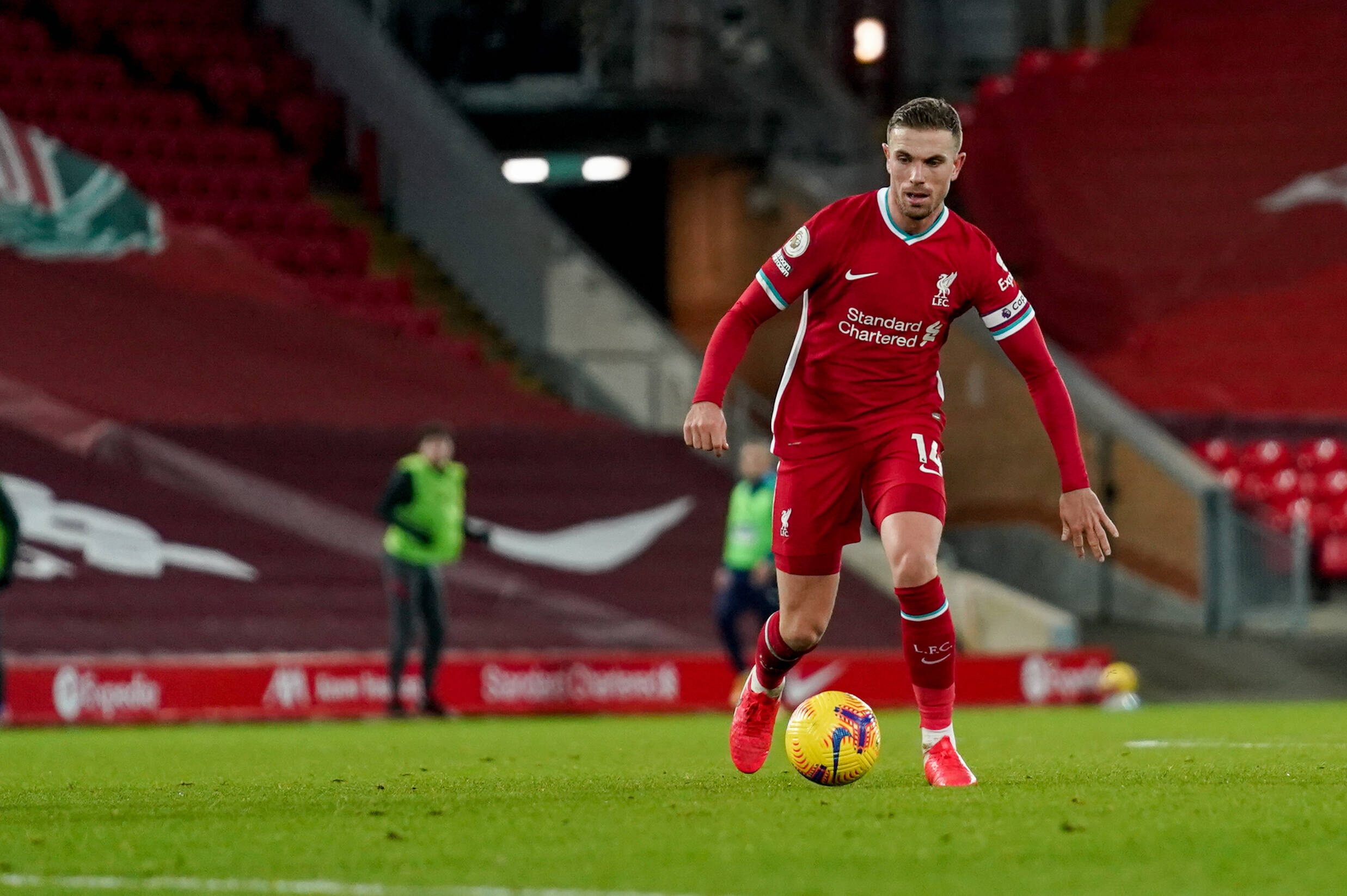 PSG, Liverpool midfielder, Jordan Henderson, transfer speculation, 2480x1650 HD Desktop