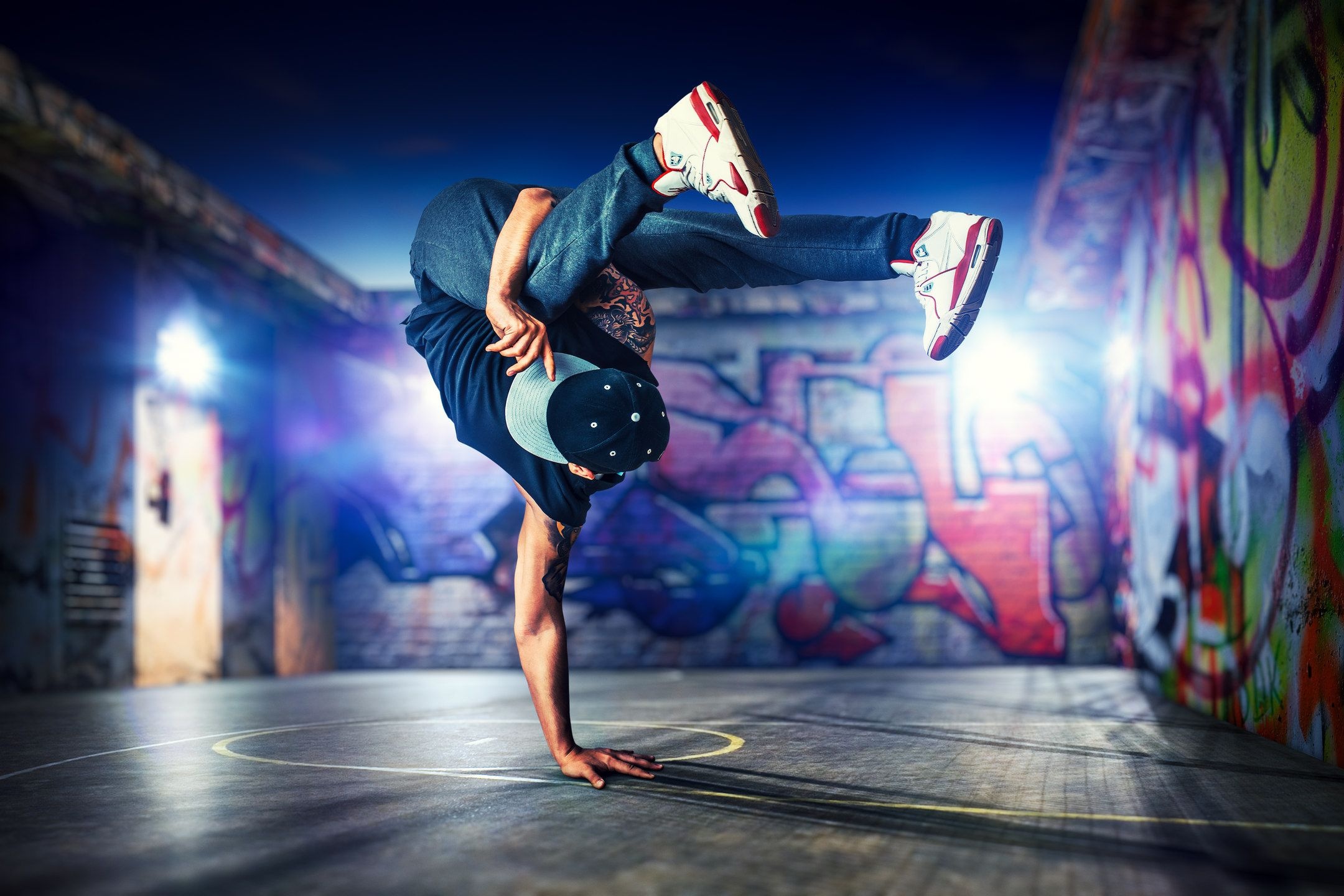 Freestyle, Breakdancing Wallpaper, 2160x1440 HD Desktop