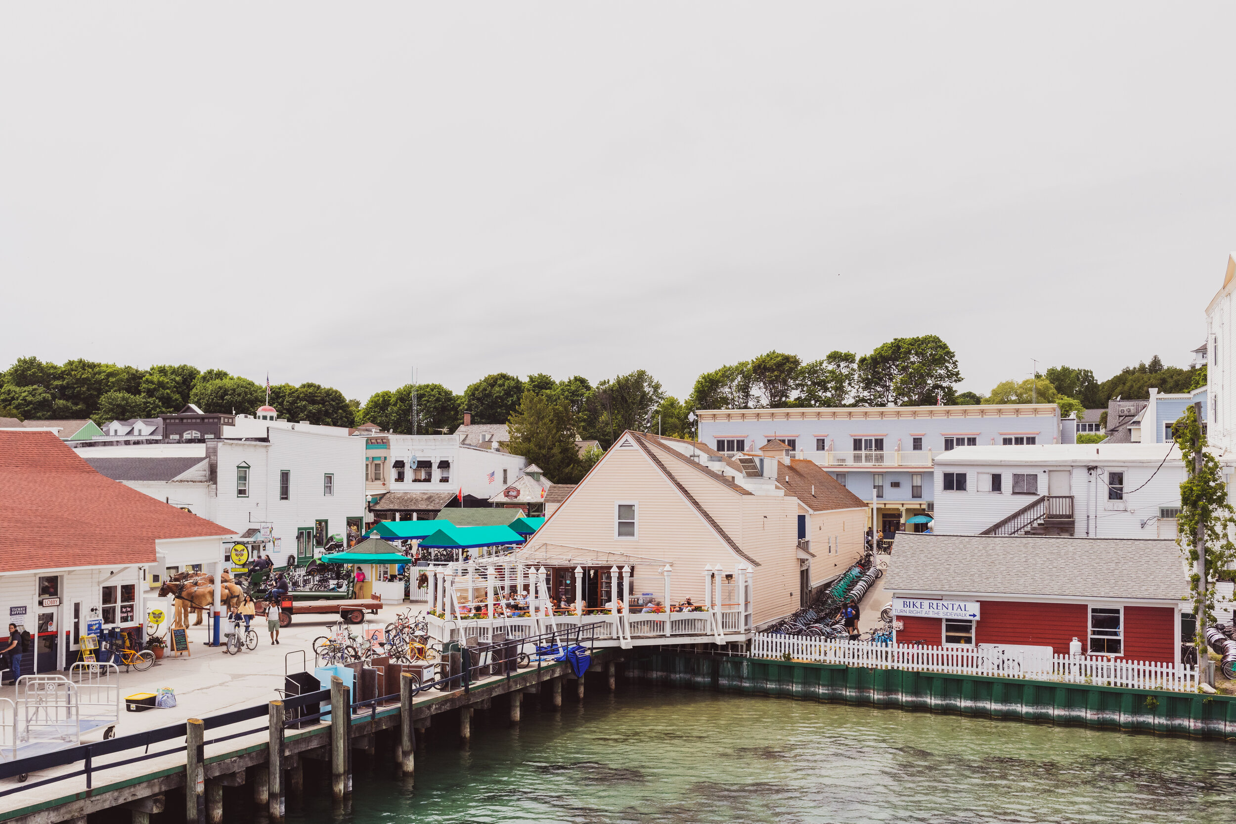 Mackinac Island, Travel guide, Michigan, Searra Liggett, 2500x1670 HD Desktop