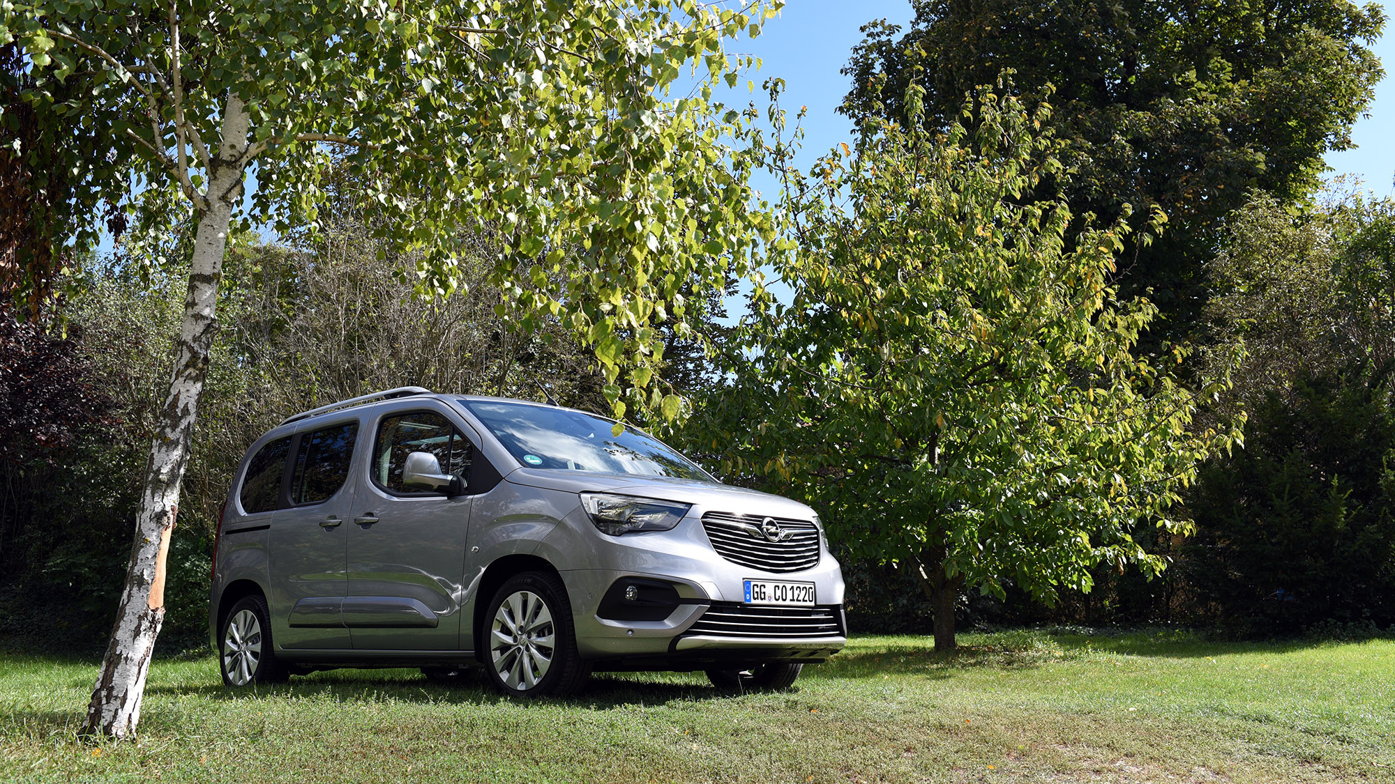 Opel Combo, Auto practicality, First drive with Combo Life & Cargo, 2000x1130 HD Desktop