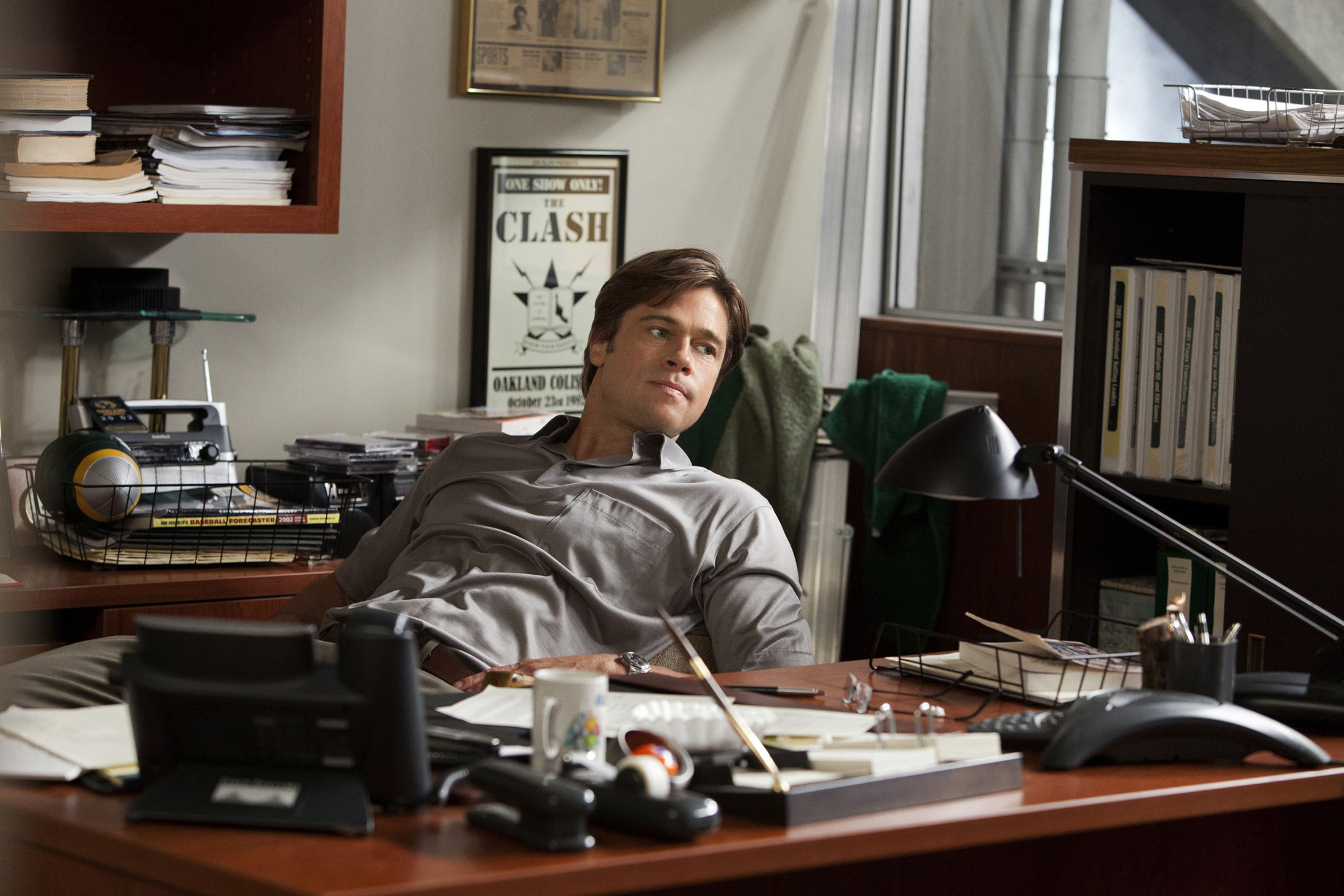 Moneyball, Watching movies, Brad Pitt, Tag Heuer, 2200x1470 HD Desktop