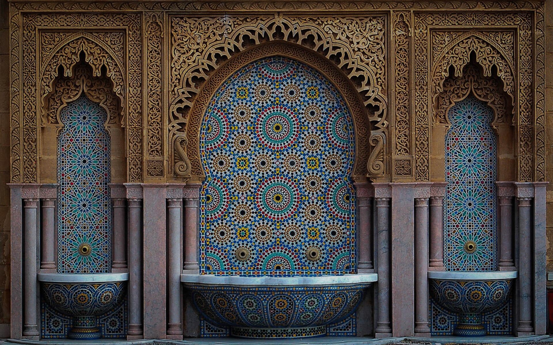 Casablanca mosaic architecture, Matilde Cedilnster, Moroccan fountain, 1920x1200 HD Desktop