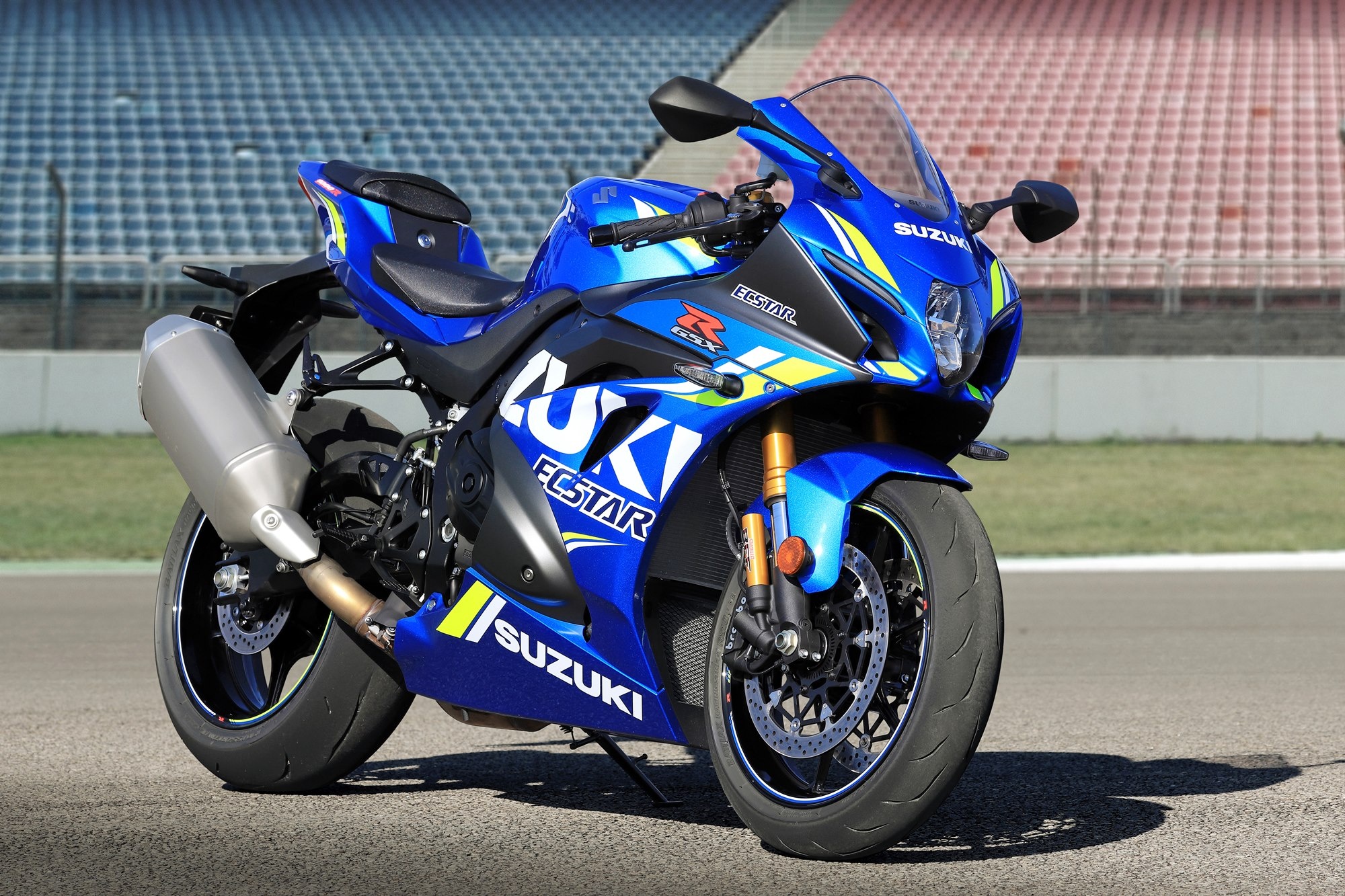 MotoGP, Suzuki GSX-R1000 Wallpaper, 2000x1340 HD Desktop