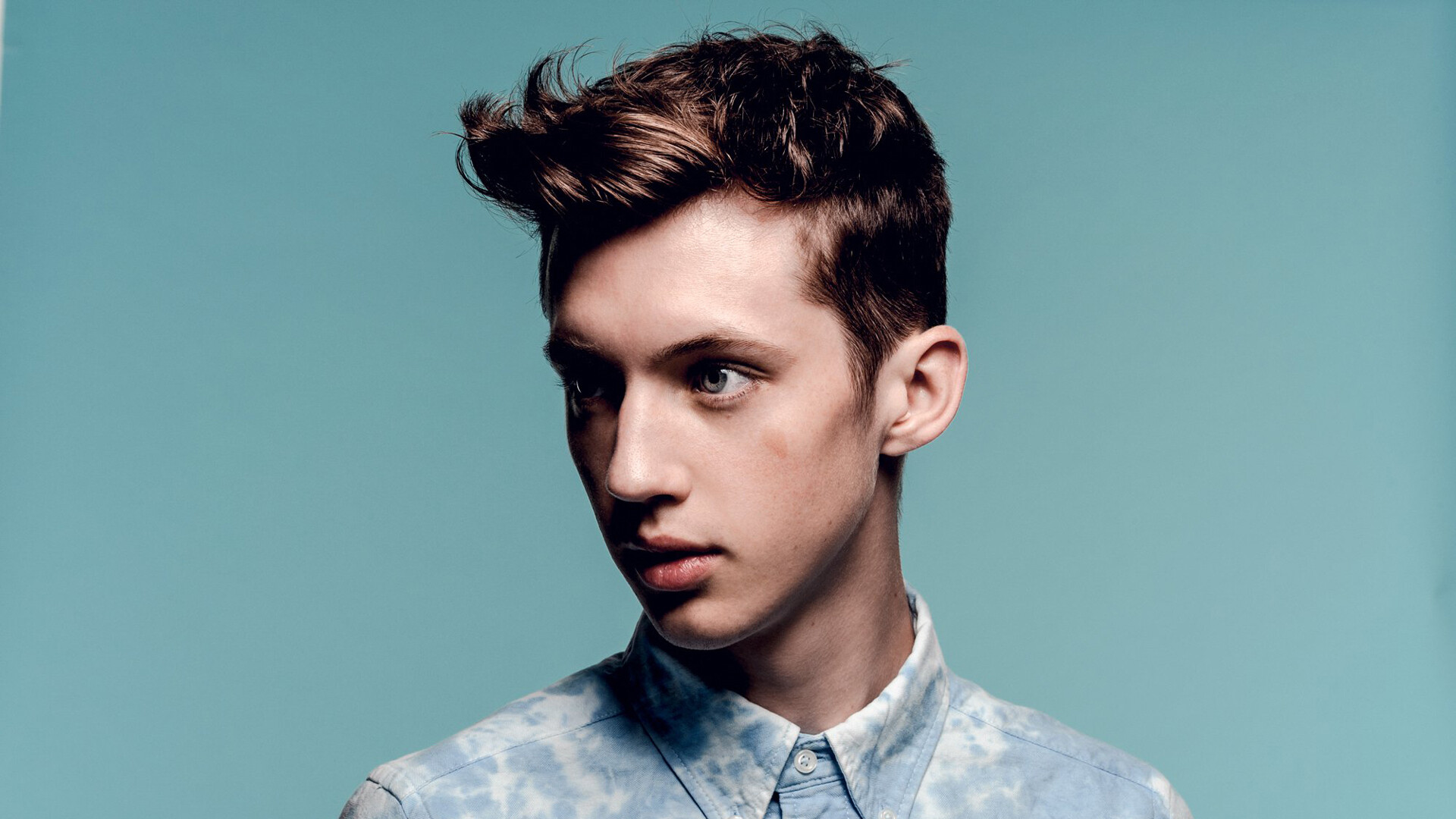 Troye Sivan for desktop, Personalization option, Stylish wallpaper, Home screen enhancement, 1920x1080 Full HD Desktop