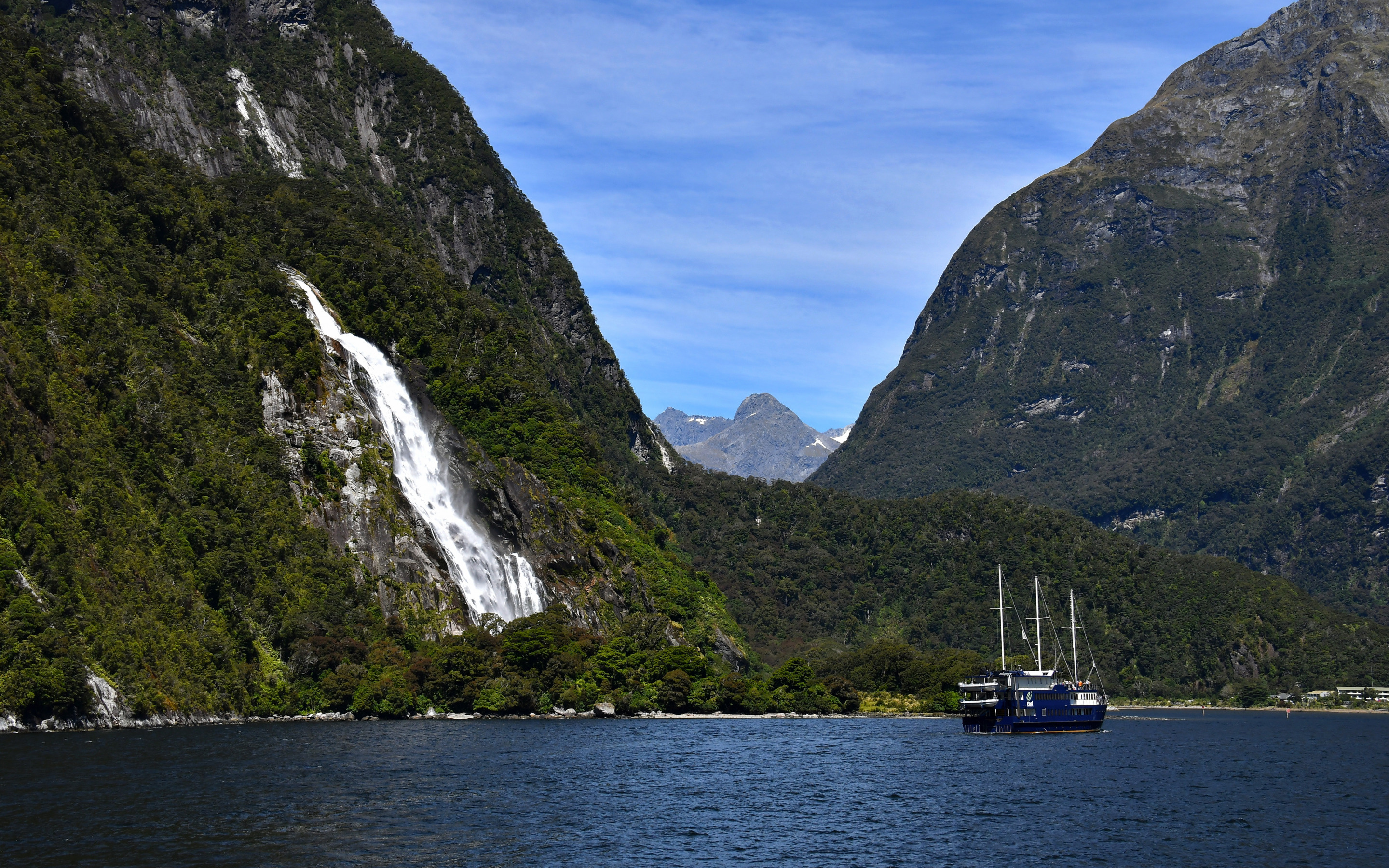 Waterfall, Piopiotahi, Fiordland National Park, Fjords, 2880x1800 HD Desktop