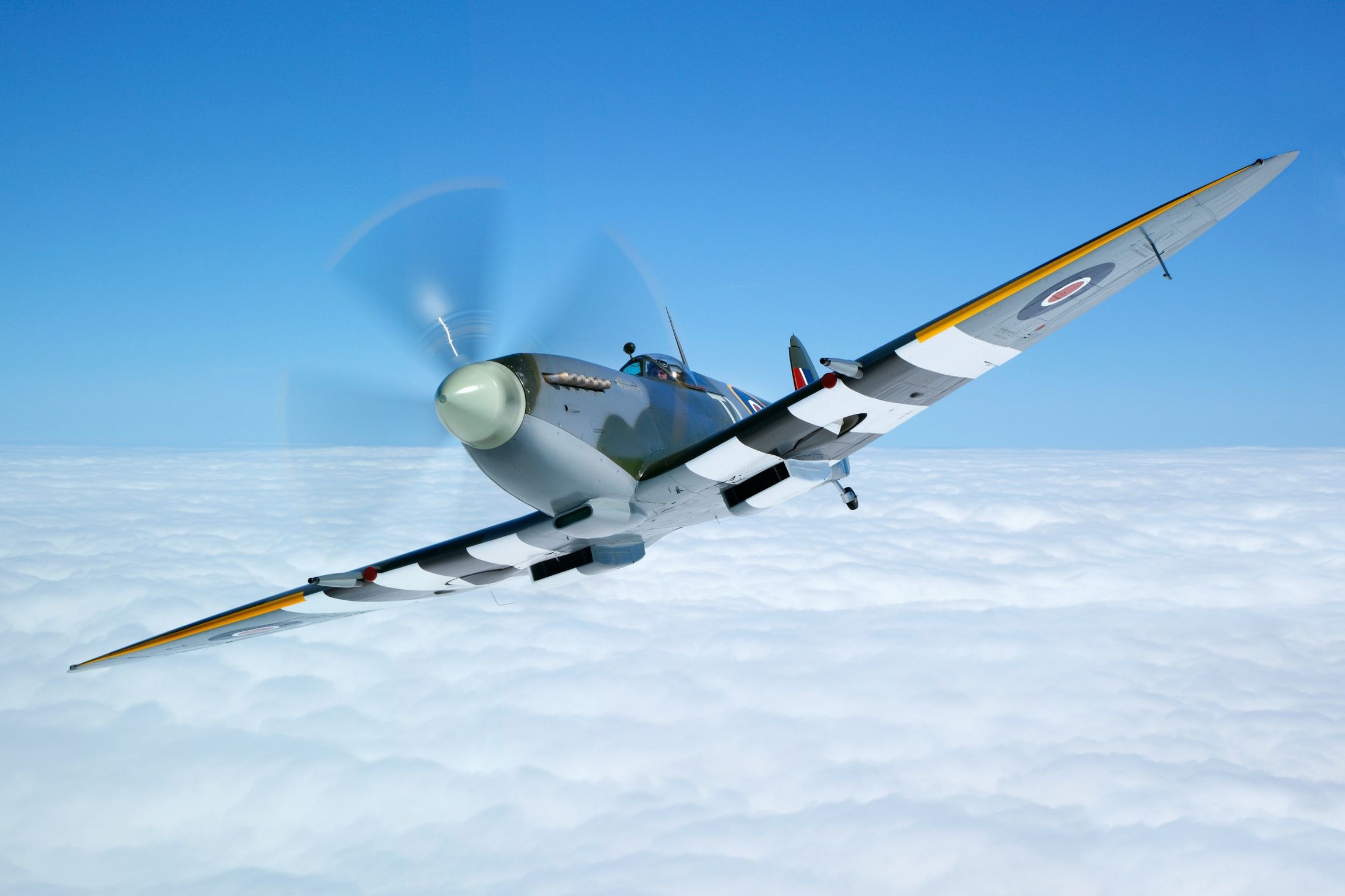 Supermarine Spitfire, Military Aircraft, World War II, Wallpaper 4K, 2300x1540 HD Desktop