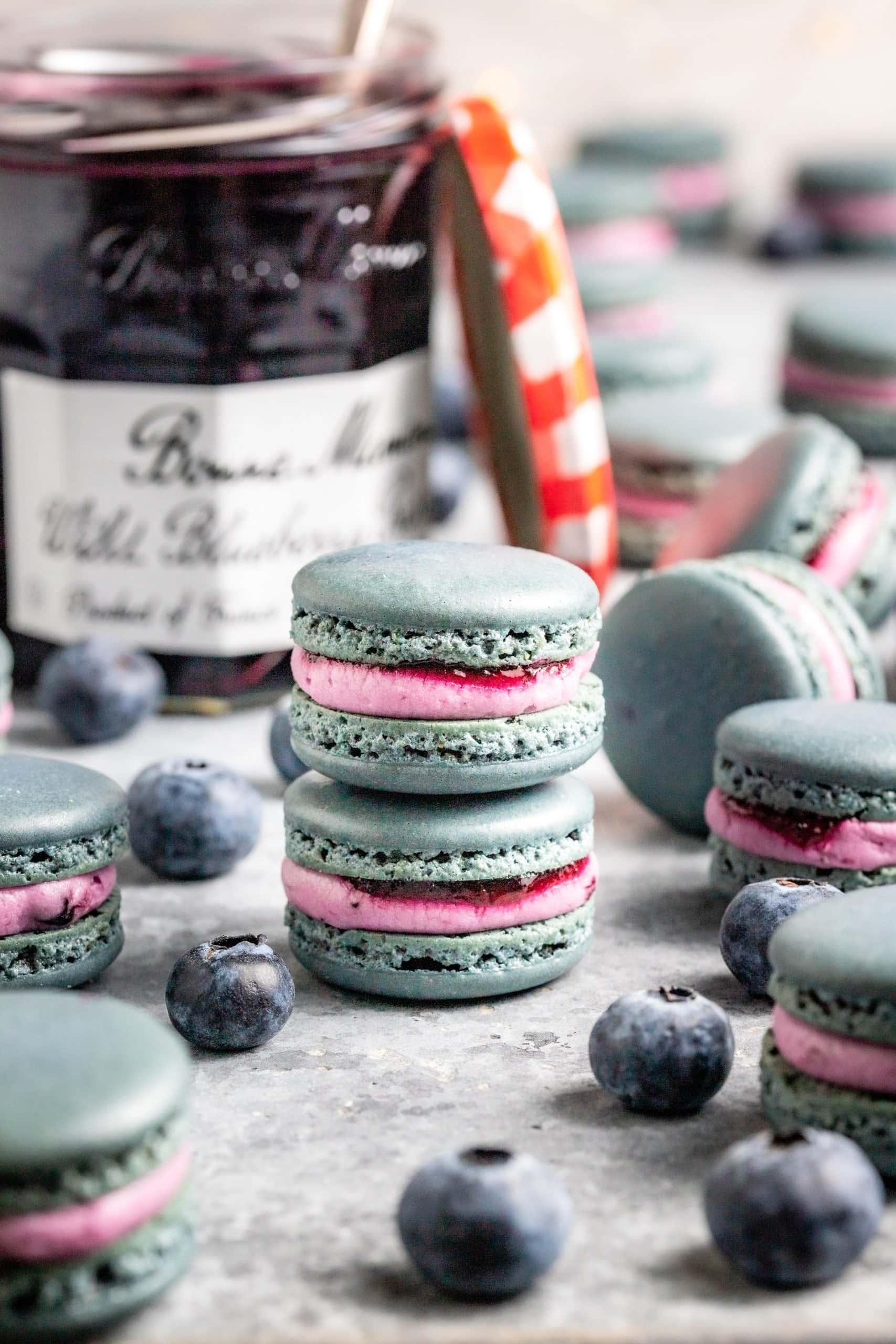 Wild blueberry, Macarons Wallpaper, 1710x2560 HD Phone