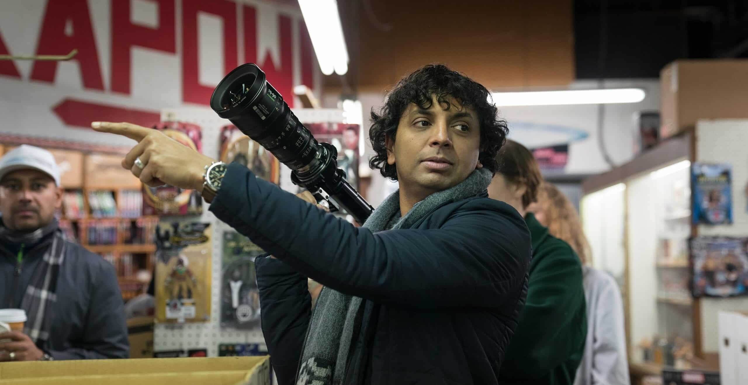 M. Night Shyamalan, Films ranked, Stream them, Expert perspective, 2560x1320 HD Desktop