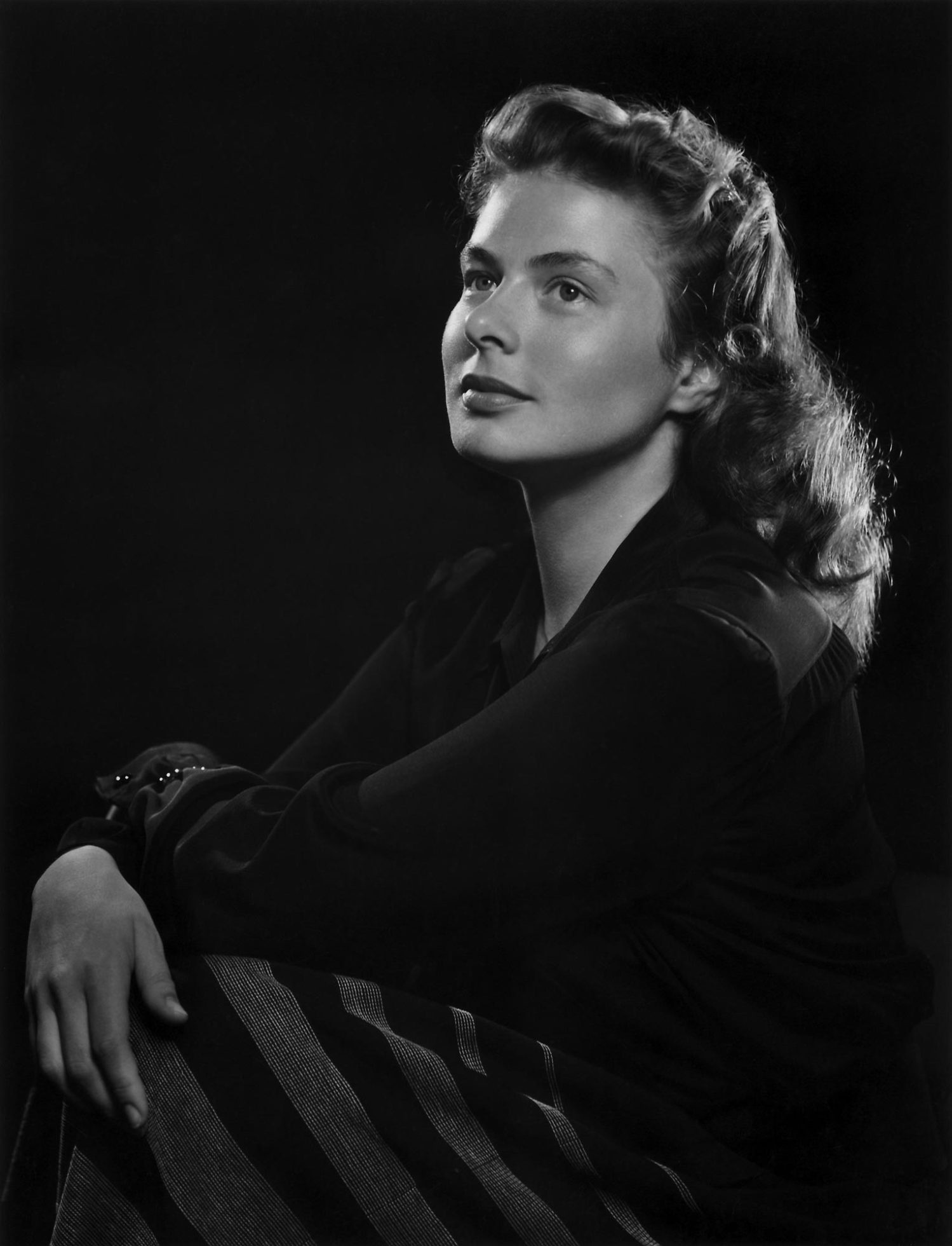 Ingrid Bergman, Memorable actress, Glamorous beauty, Classic films, 1500x1960 HD Phone