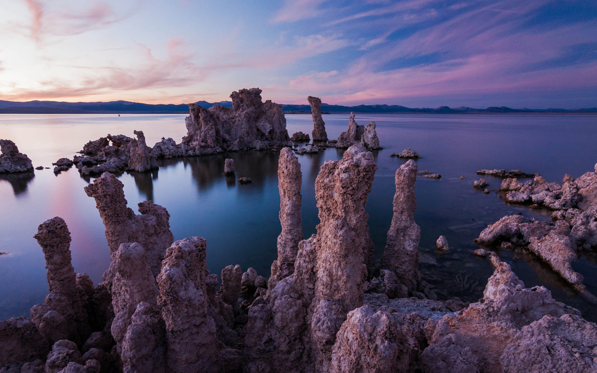 Mono Lake, Stunning picture, Mesmerizing scenery, Natural beauty, 1920x1200 HD Desktop