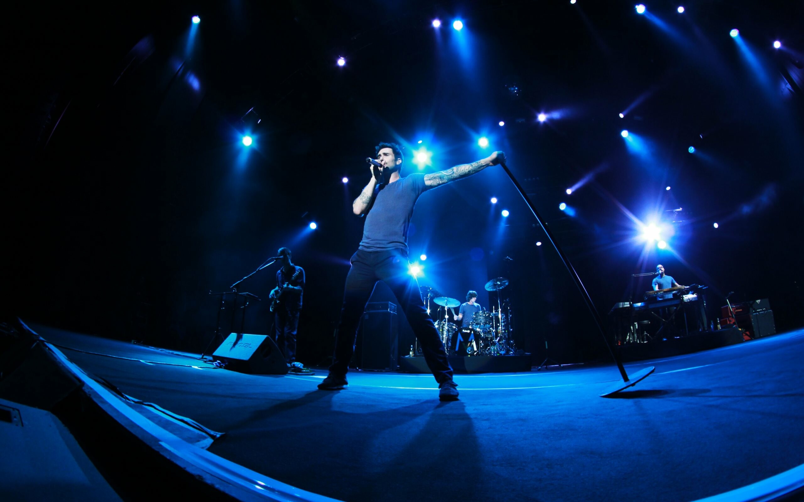 Maroon 5, iPhone wallpapers, Band's signature sound, Fan community, 2560x1600 HD Desktop
