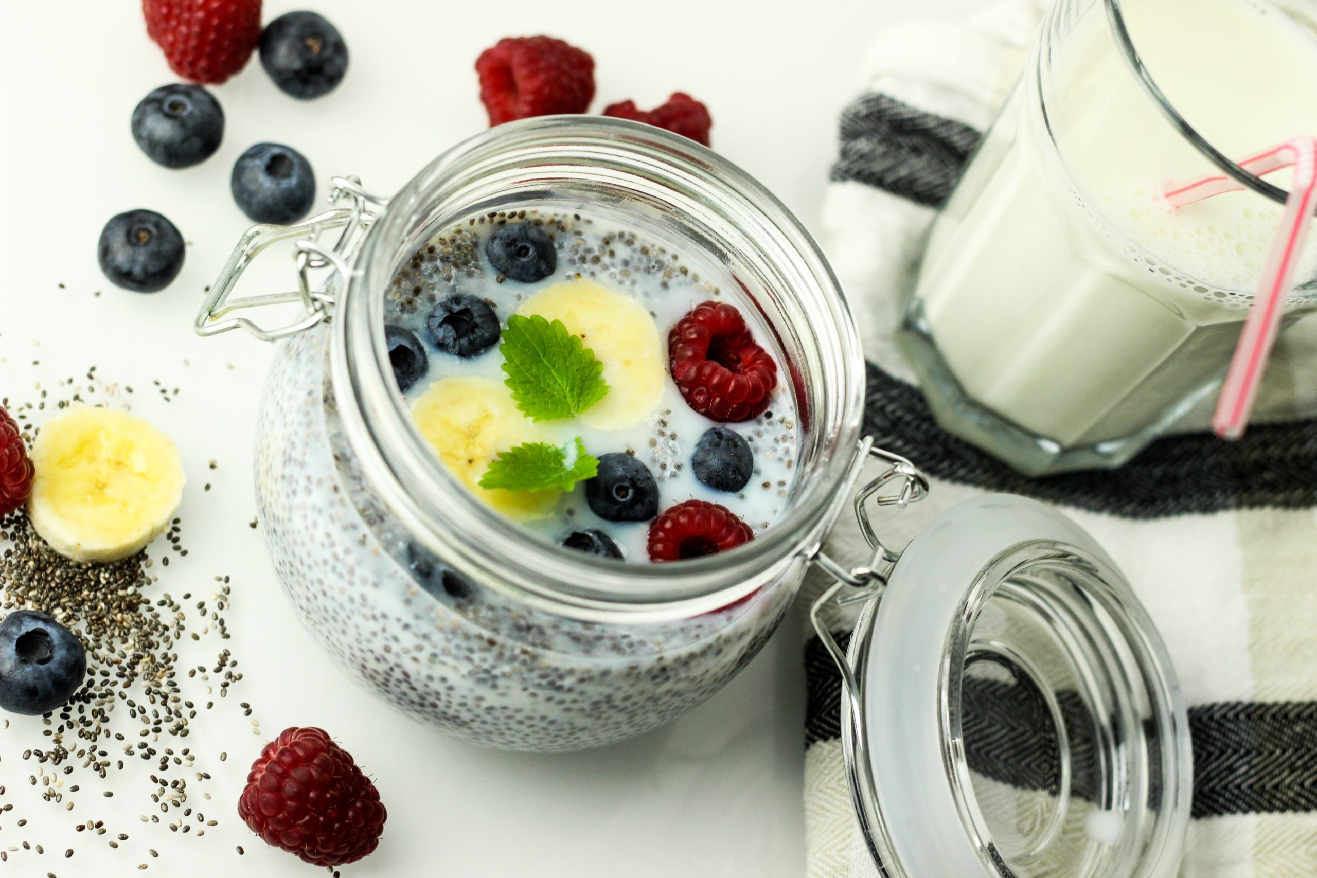 Chia Seeds (Food), Chia pudding recipe, Healthy lifestyle, Nutritious option, 2560x1710 HD Desktop