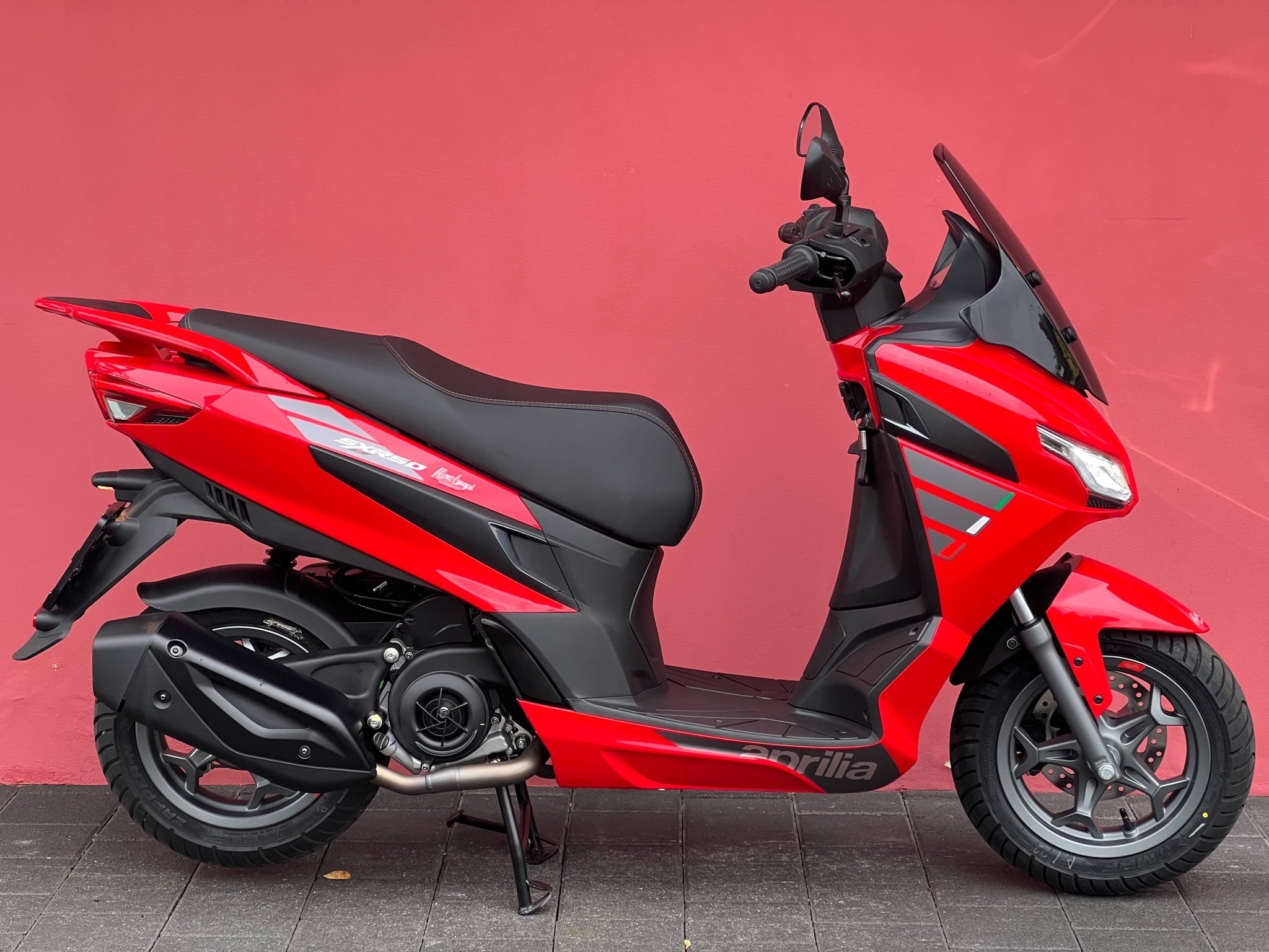 Aprilia SXR50, Scooters for sale, Premium quality, Unmatched reliability, 2050x1540 HD Desktop