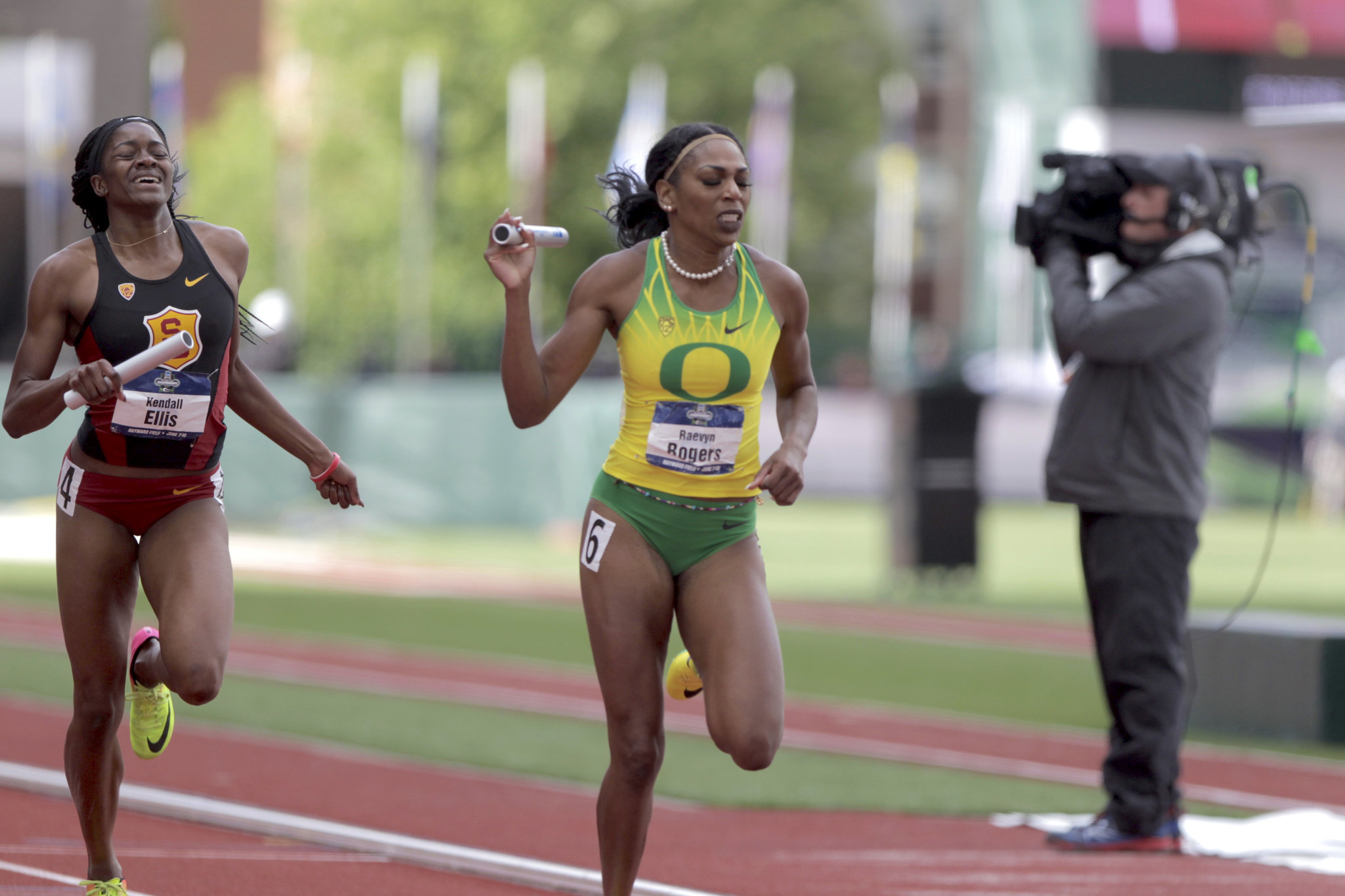 Raevyn Rogers, NCAA track title, Oregon Ducks' victory, Women's athletics, 2050x1370 HD Desktop