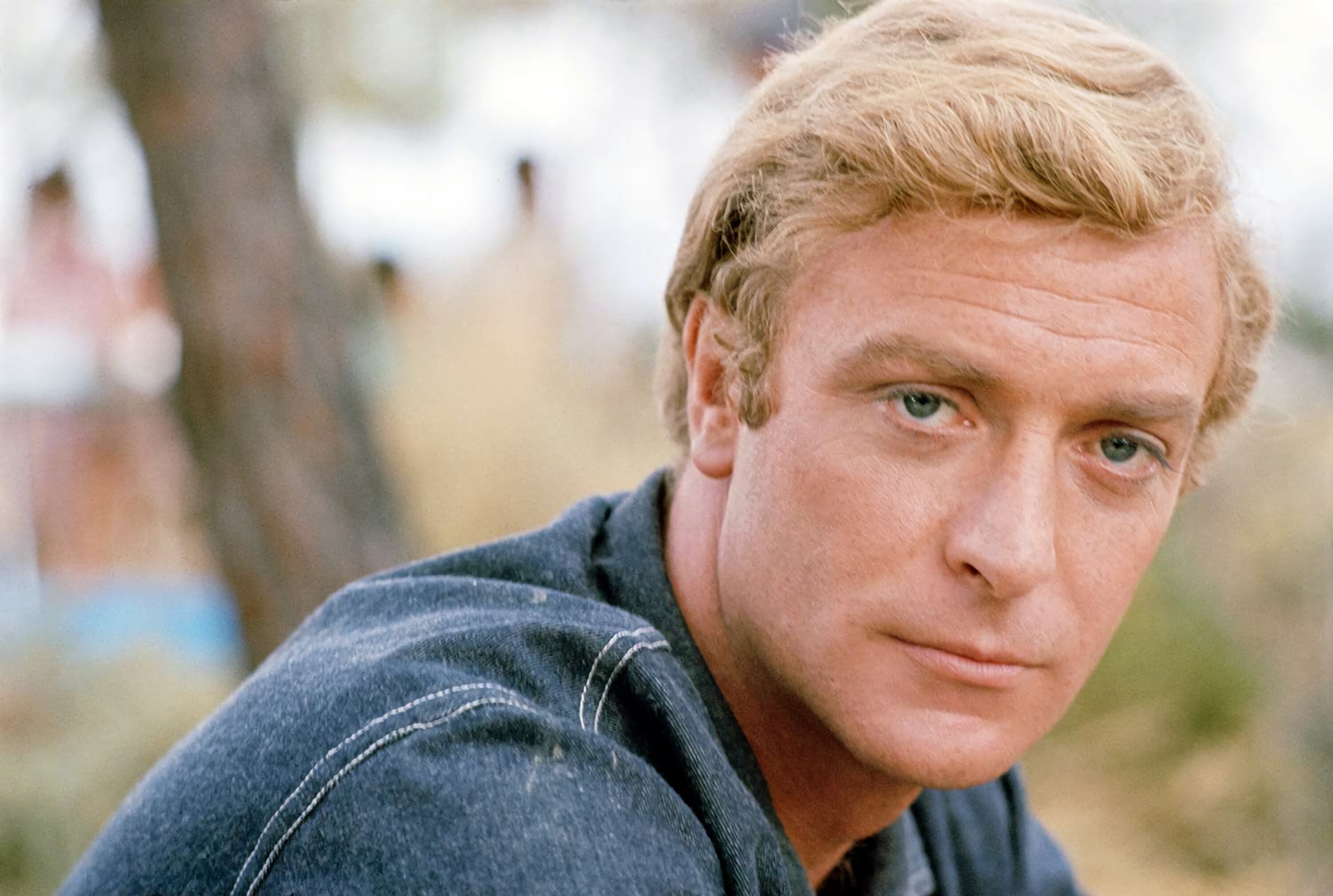 Michael Caine, Screen legend, Iconic roles, Timeless performances, 3000x2020 HD Desktop