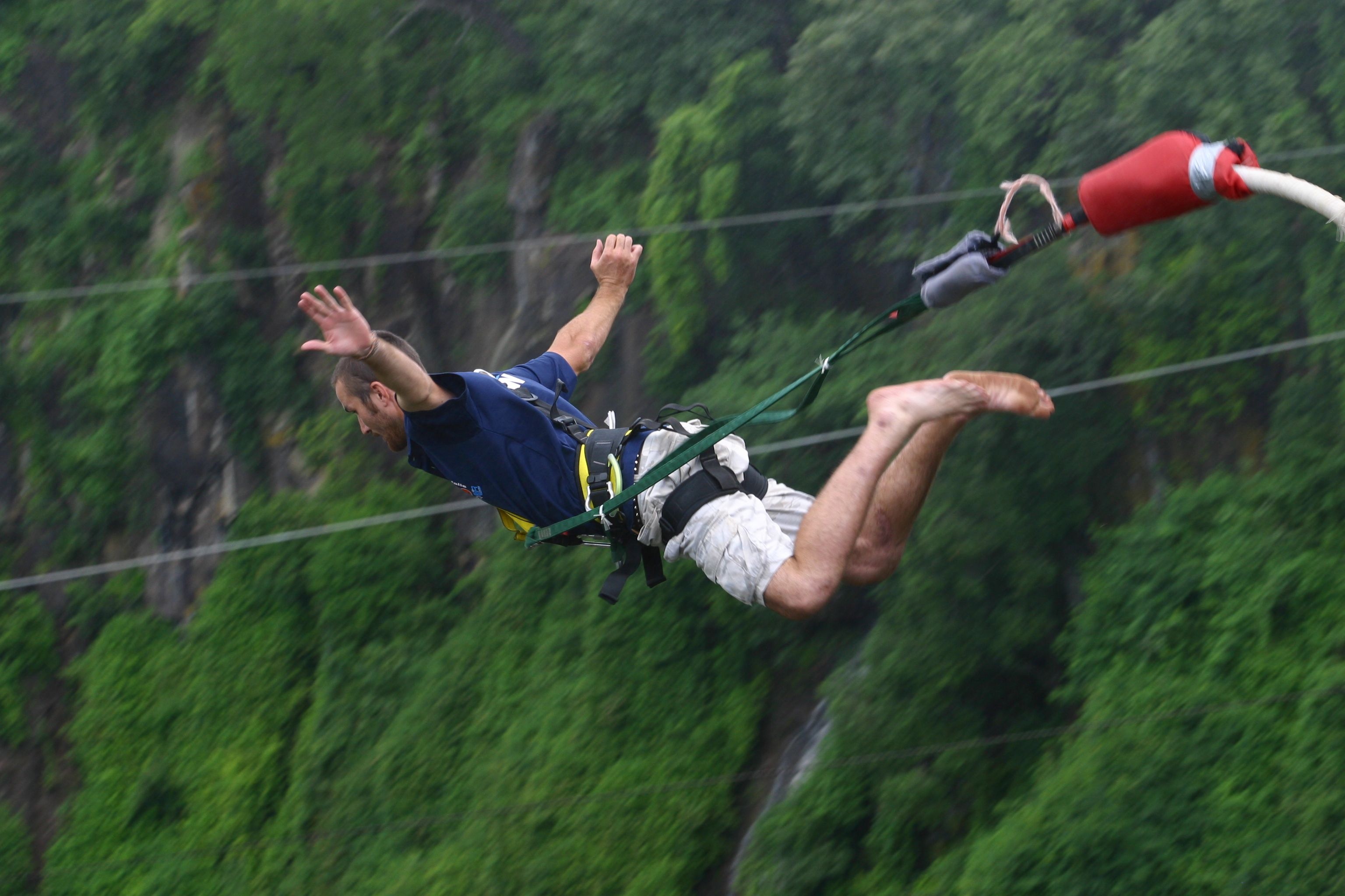 Victoria Falls, Bungee Jumping Wallpaper, 3080x2050 HD Desktop