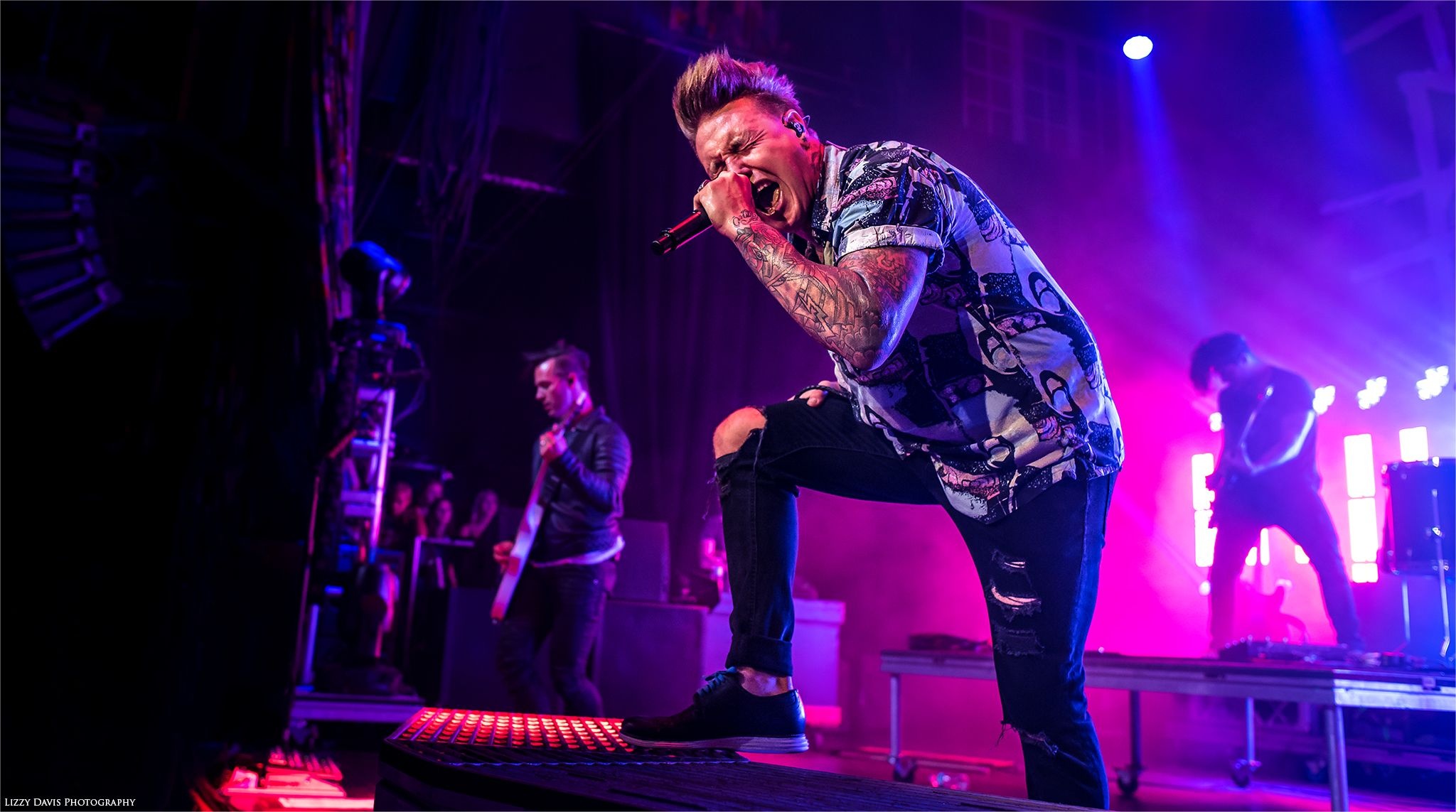 House of Blues, Jacoby Shaddix Wallpaper, 2050x1150 HD Desktop