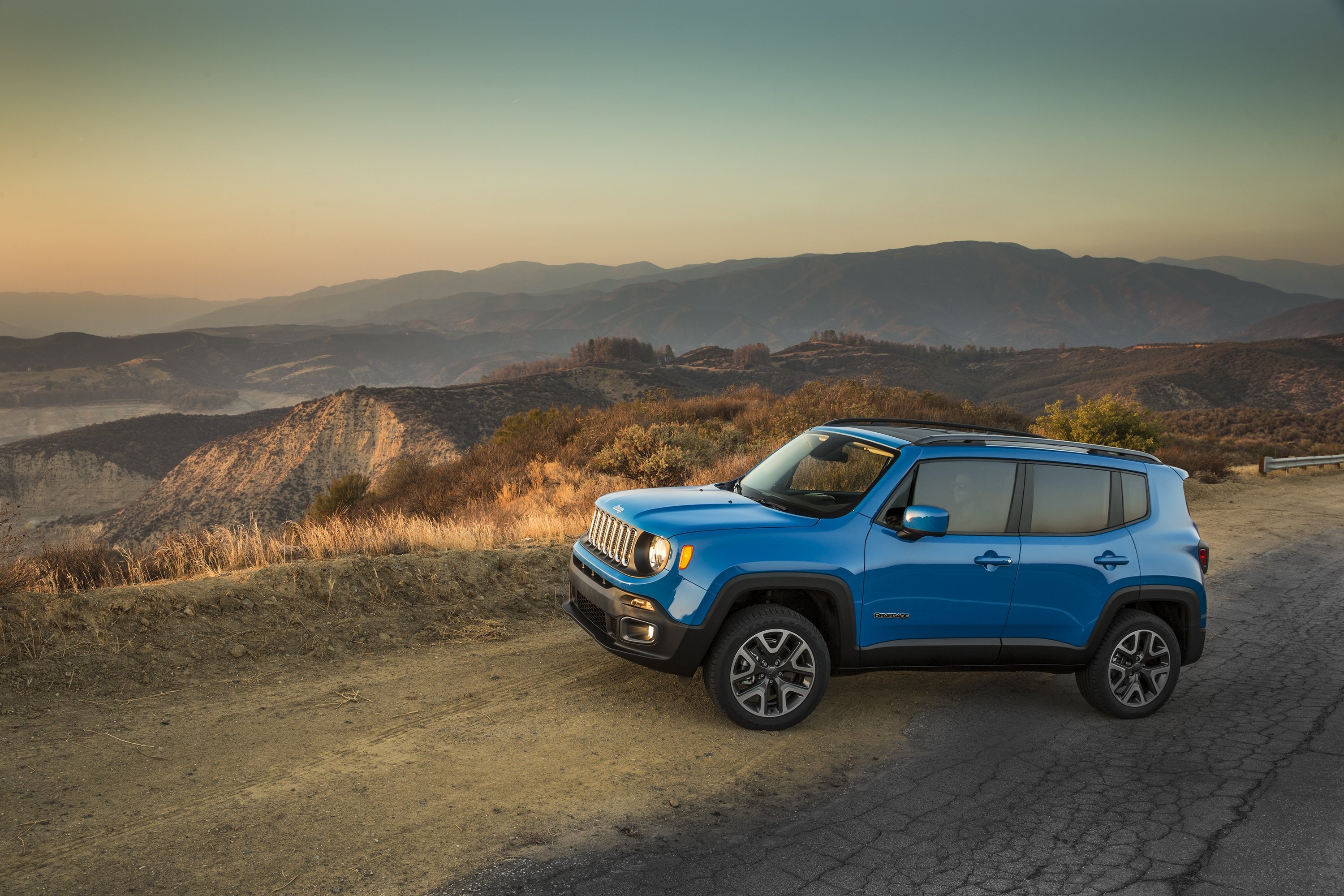 2015 Jeep Renegade, Latitude SUV 4x4, 3000x2000 HD Desktop