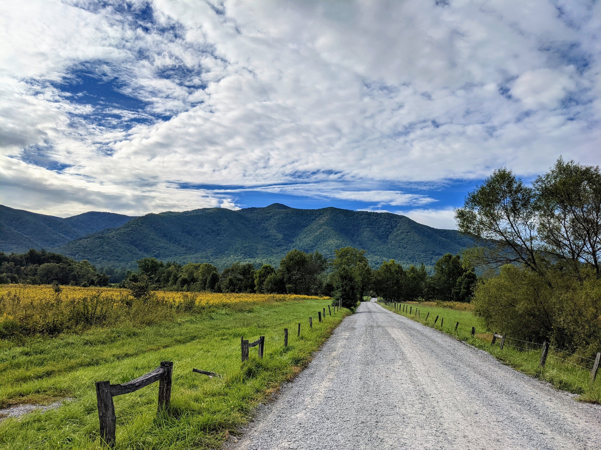 Cades Cove campground, Great Smoky Mountains National Park Wallpaper, 2500x1880 HD Desktop