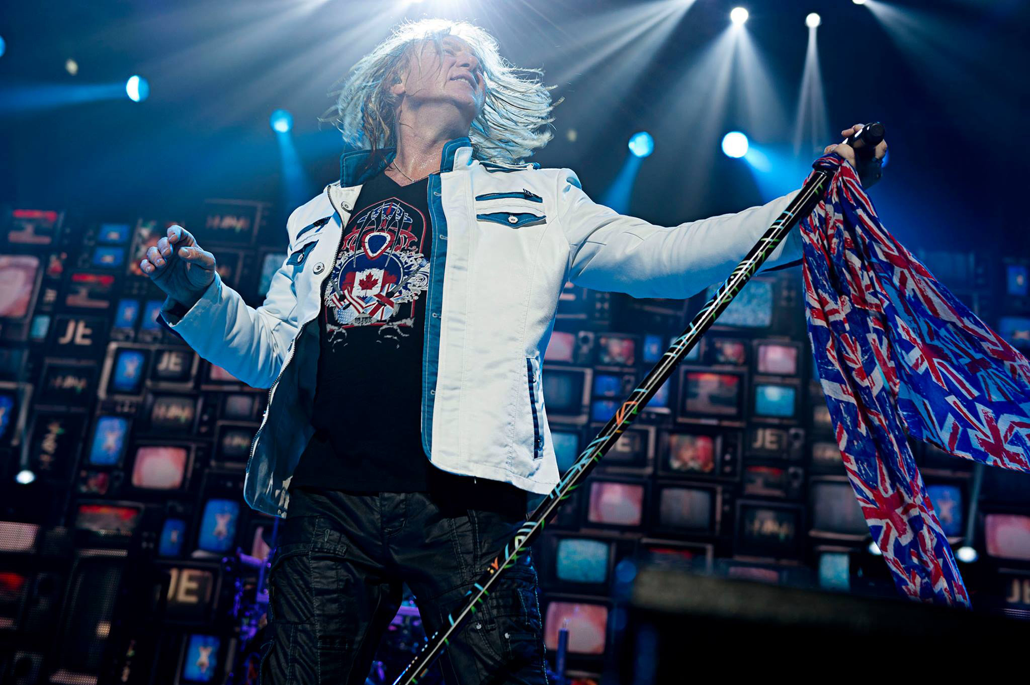 Joe Elliott, Icjuk Designs collaboration, Unique fashion style, Iconic rock vocalist, 2050x1370 HD Desktop