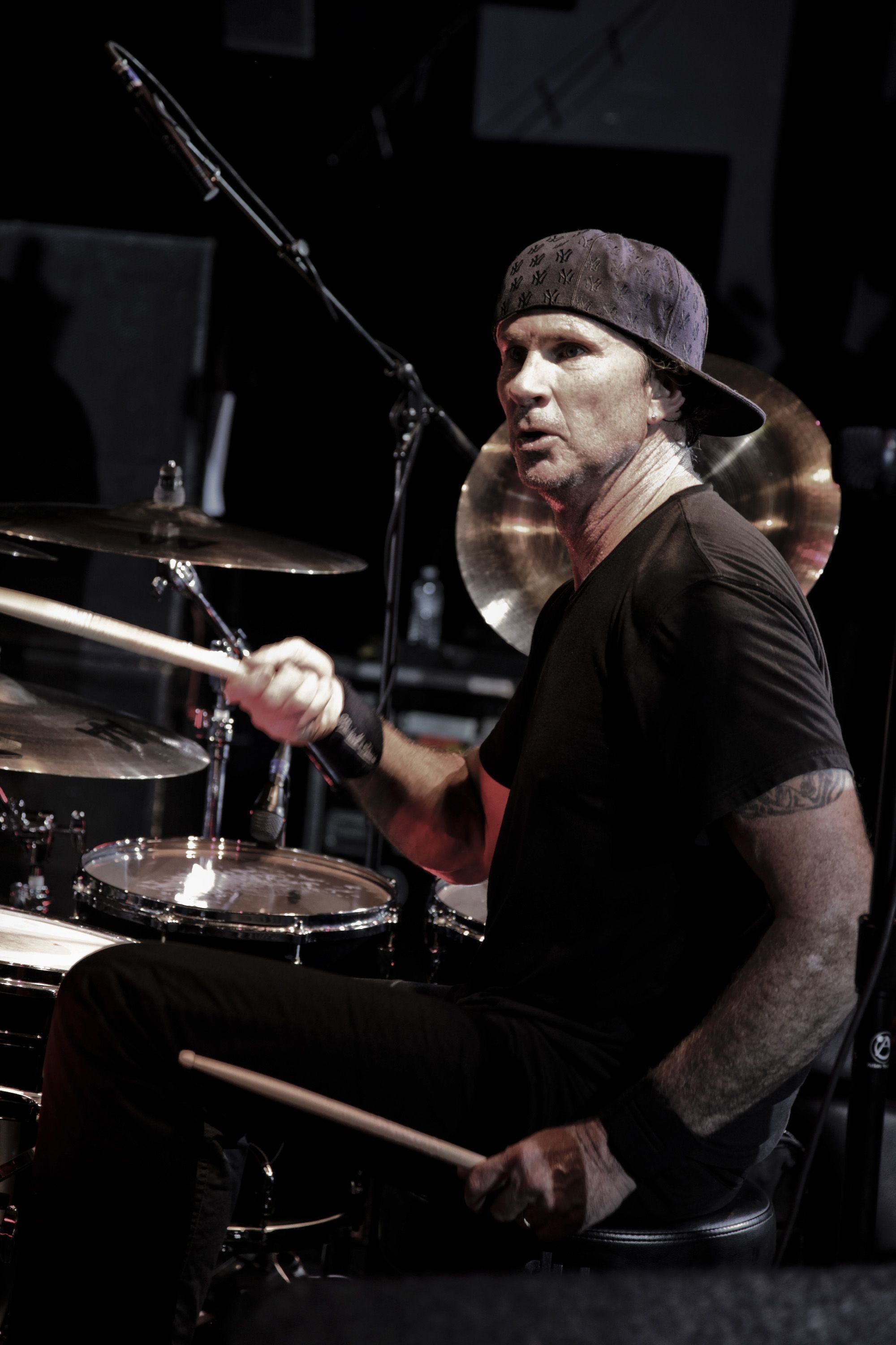 Chad Smith, Red Hot Chili Peppers Wallpaper, 2000x3000 HD Phone