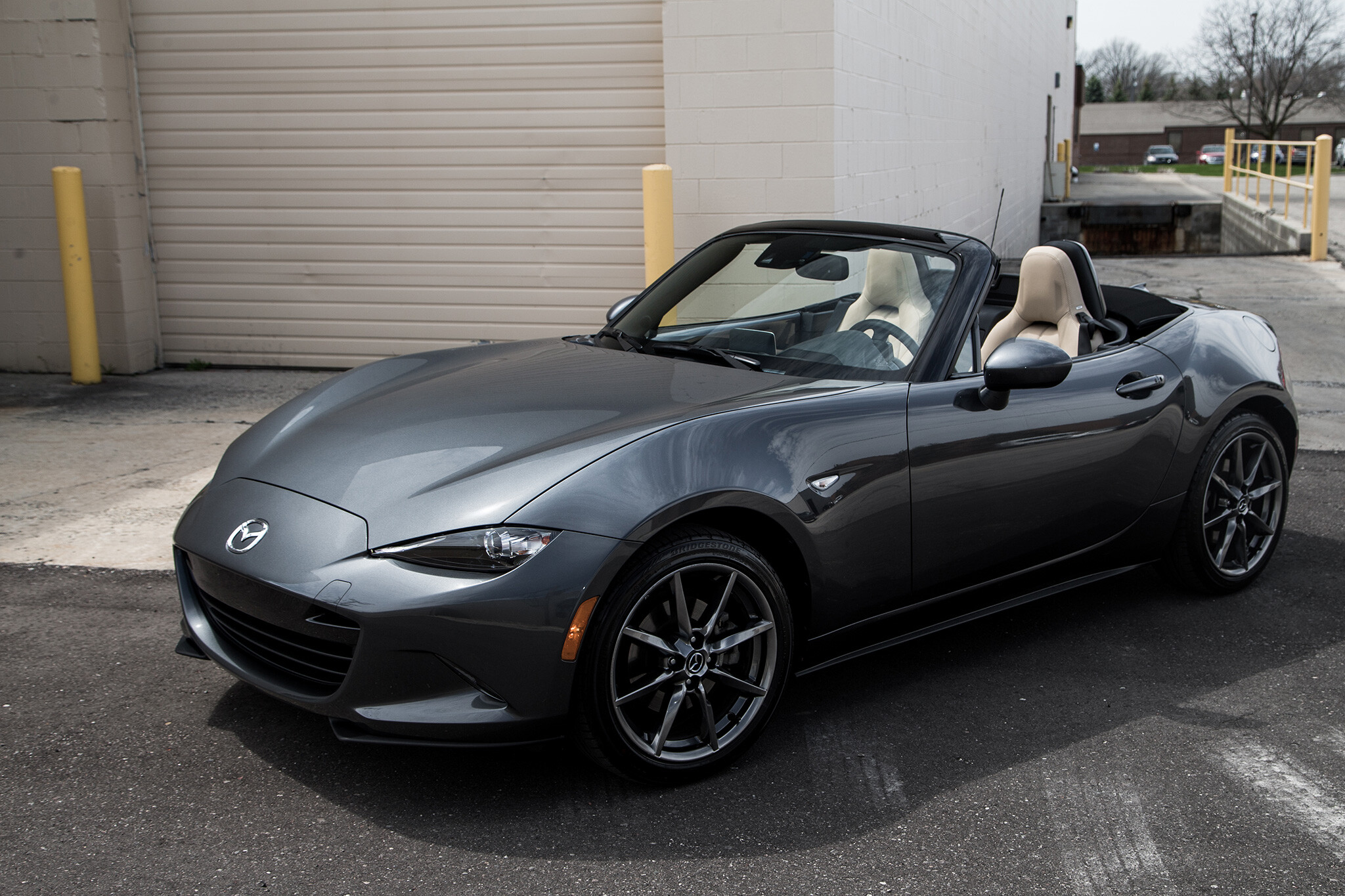 Mazda MX-5 Miata, Top-quality wallpapers, Dynamic performance, Exhilarating driving experience, 2050x1370 HD Desktop