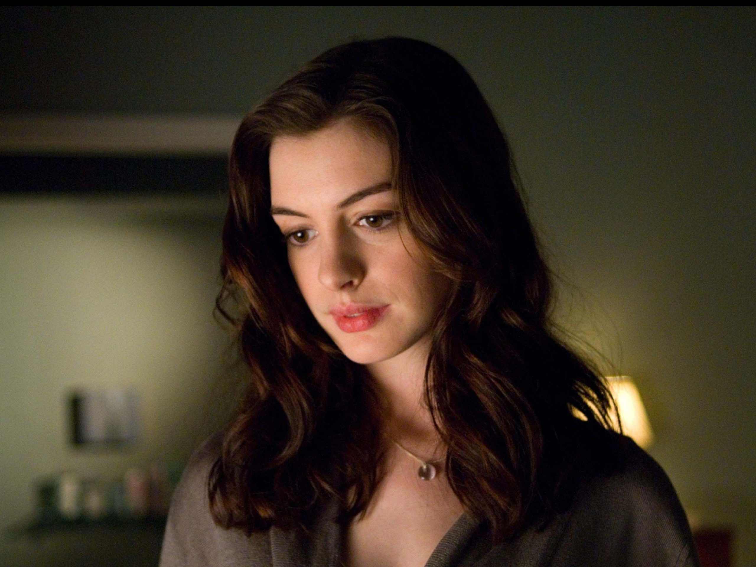 Passengers, Anne Hathaway Wallpaper, 2560x1920 HD Desktop