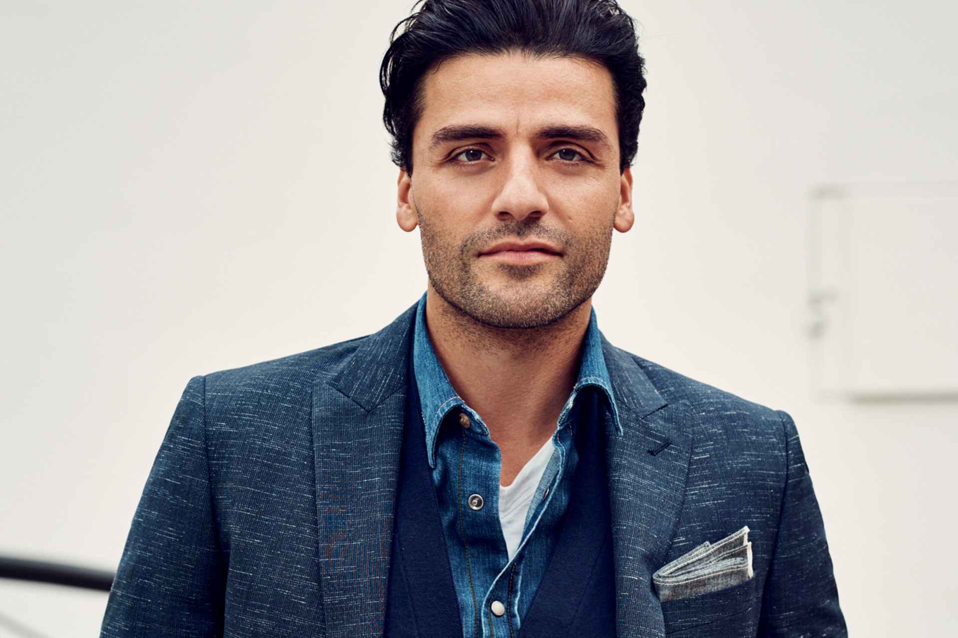 Oscar Isaac, Celebrity HQ wallpapers, 4K resolution, Famous actor, 1920x1280 HD Desktop