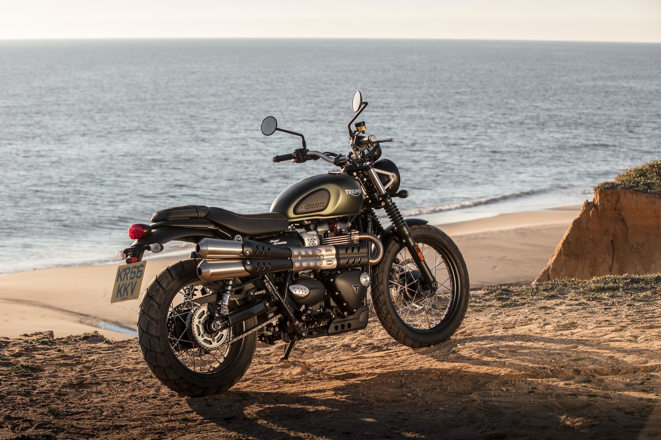 Triumph Street Scrambler, Triumph, Fascino Si Fonde, Guidare Foto, 2560x1710 HD Desktop