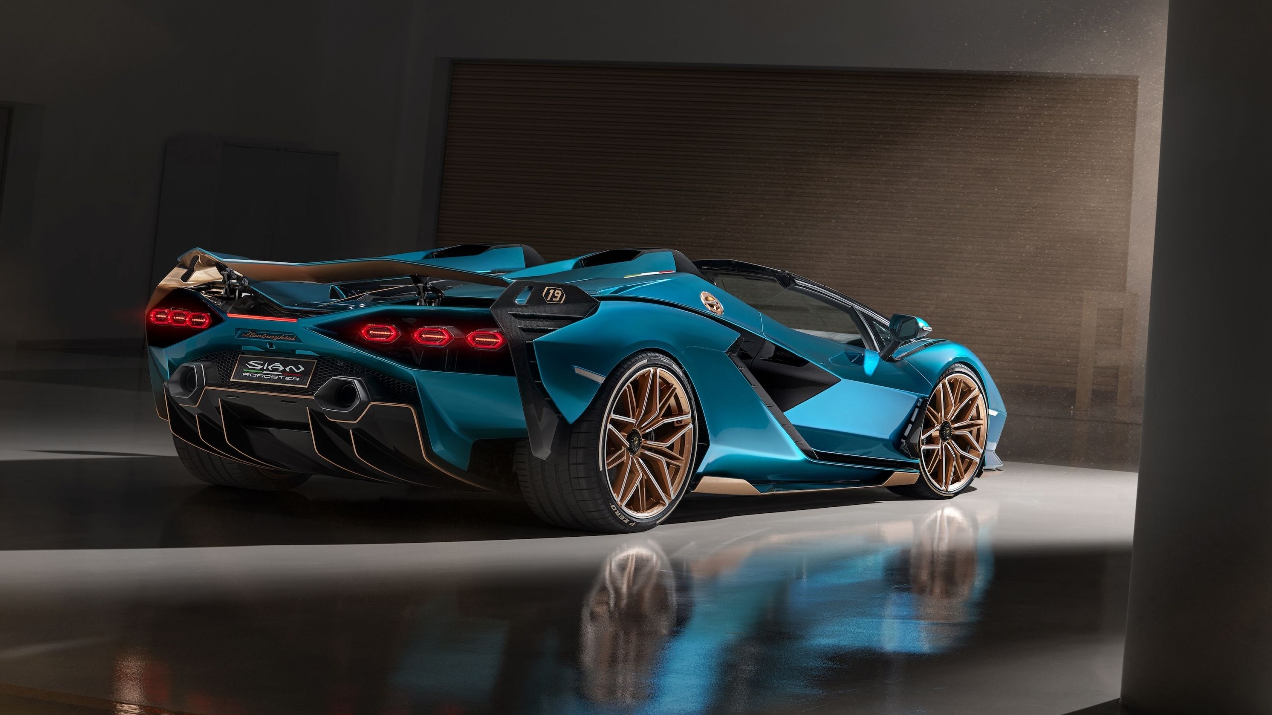 Lamborghini Sian, Electrifying roadster, Futuristic design, Cutting-edge technology, 2560x1440 HD Desktop