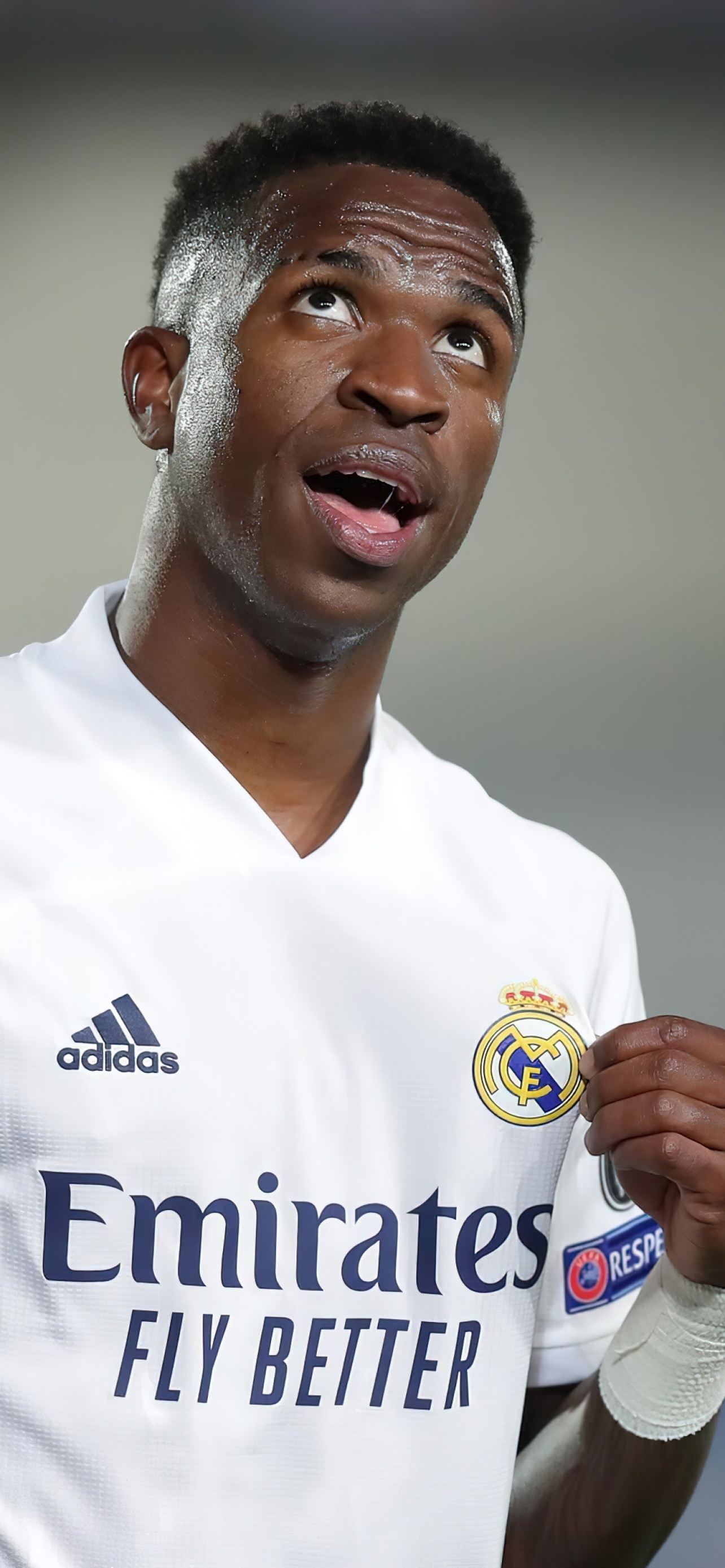 Vinicius Junior, Real Madrid home kit, Real Madrid crest badge, HD Phone wallpaper