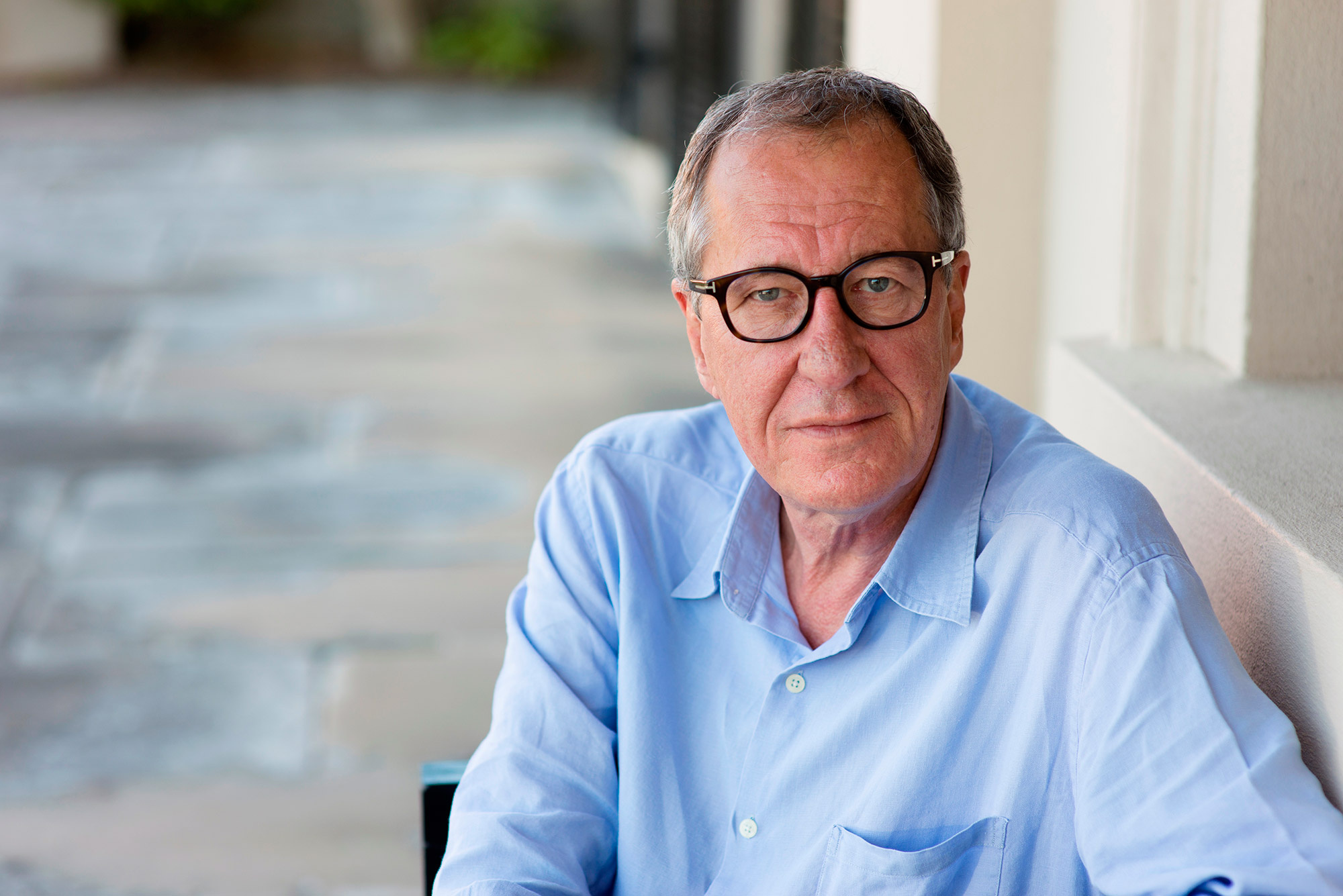 Geoffrey Rush, Genealogy exploration, TV series episode, Personal journey, 2000x1340 HD Desktop