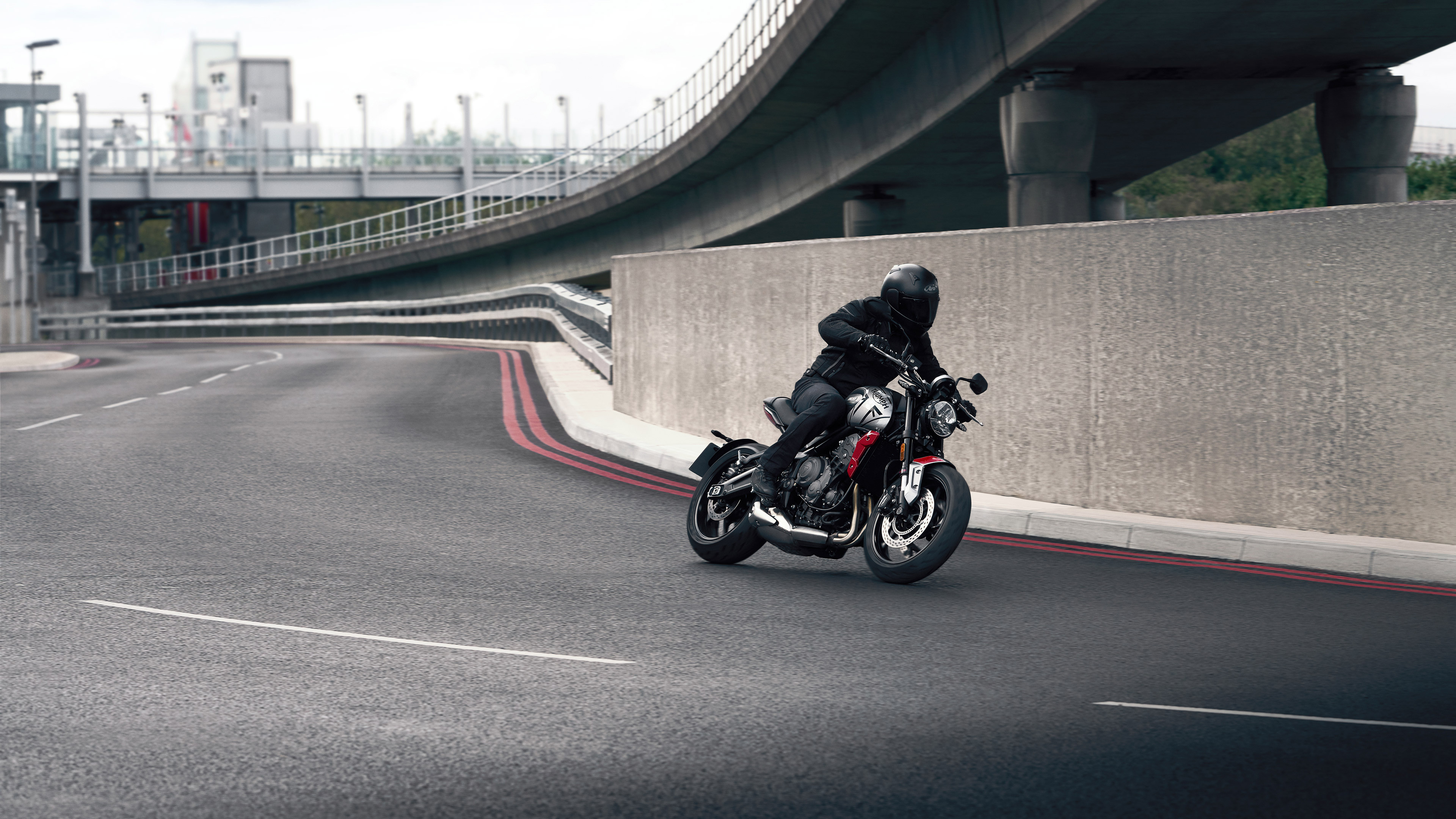 Triumph Trident 660, Legendary Triumph quality, Stylish design, Unrivalled versatility, 3840x2160 4K Desktop