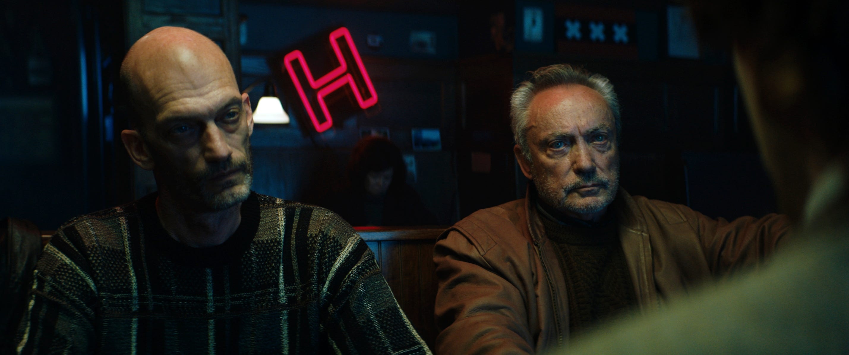 American Animals, Heist film, Stolen youth, Gripping storyline, 2860x1200 Dual Screen Desktop