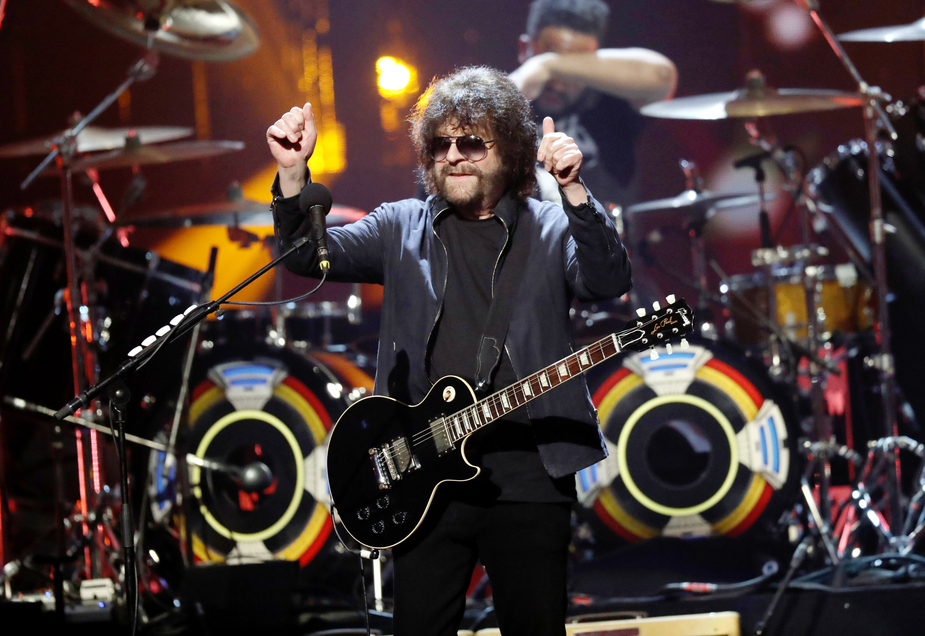 Jeff Lynne, Wembley or Bust concert film, ELO's return, Jeff Lynne's orchestra, 3000x2070 HD Desktop