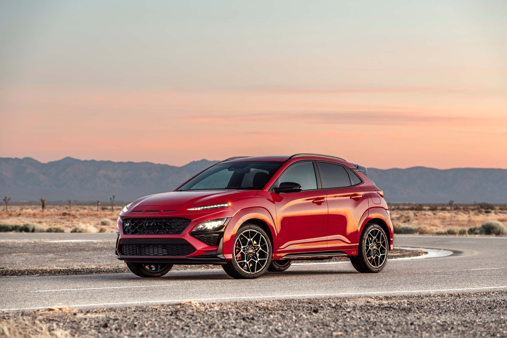 Hyundai Kona, Sporty N model, Front three quarter, Motortread, 1920x1280 HD Desktop