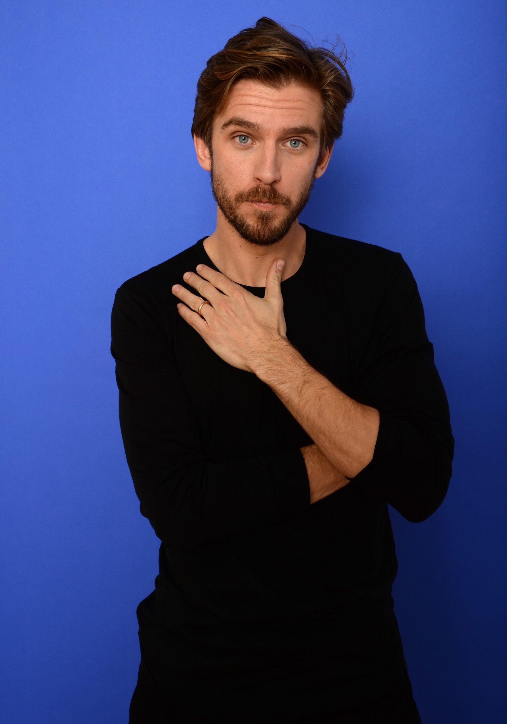 HD wallpapers, Dan Stevens, 1690x2400 HD Phone