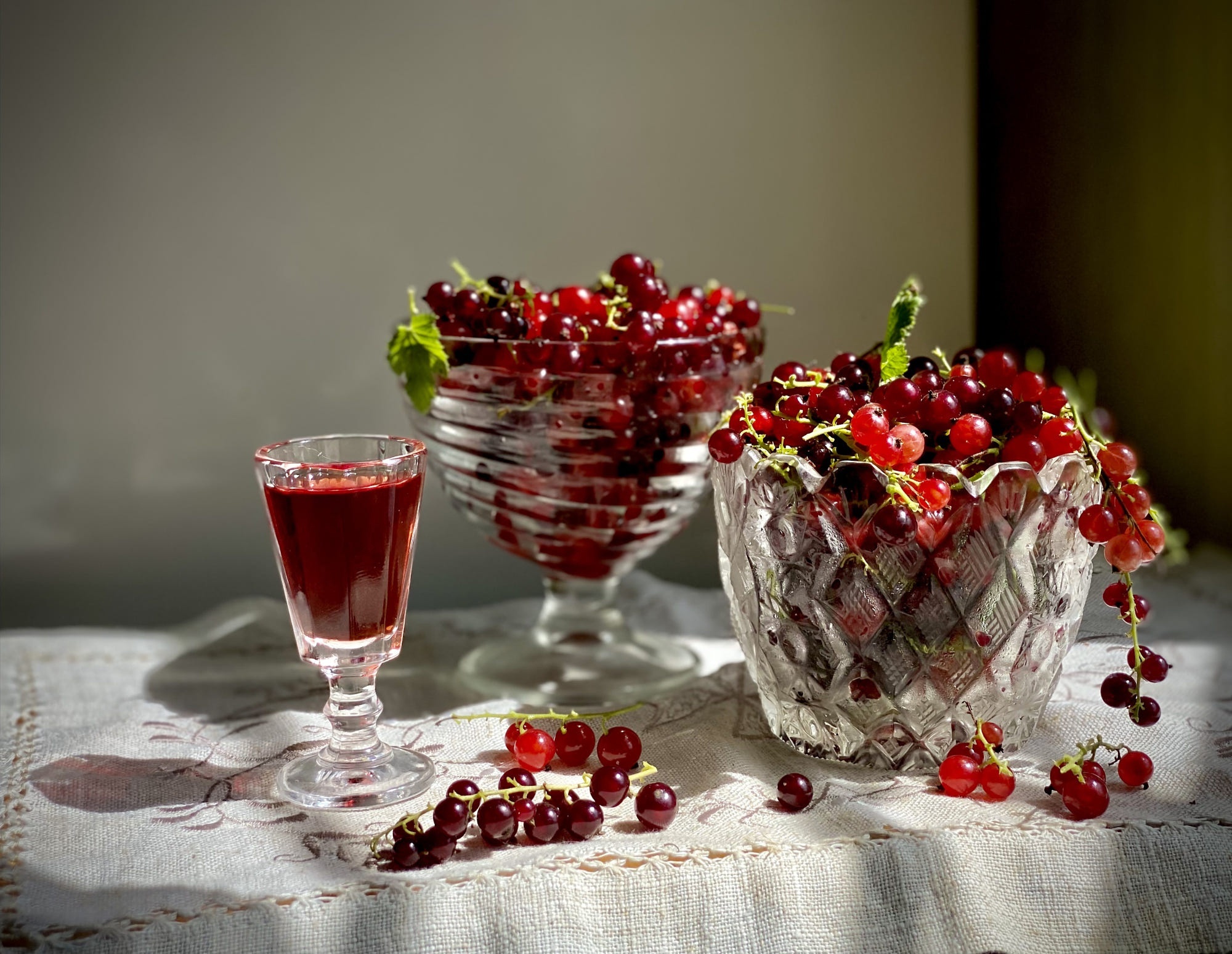 Currants, HD wallpaper, Background image, 2000x1550 HD Desktop