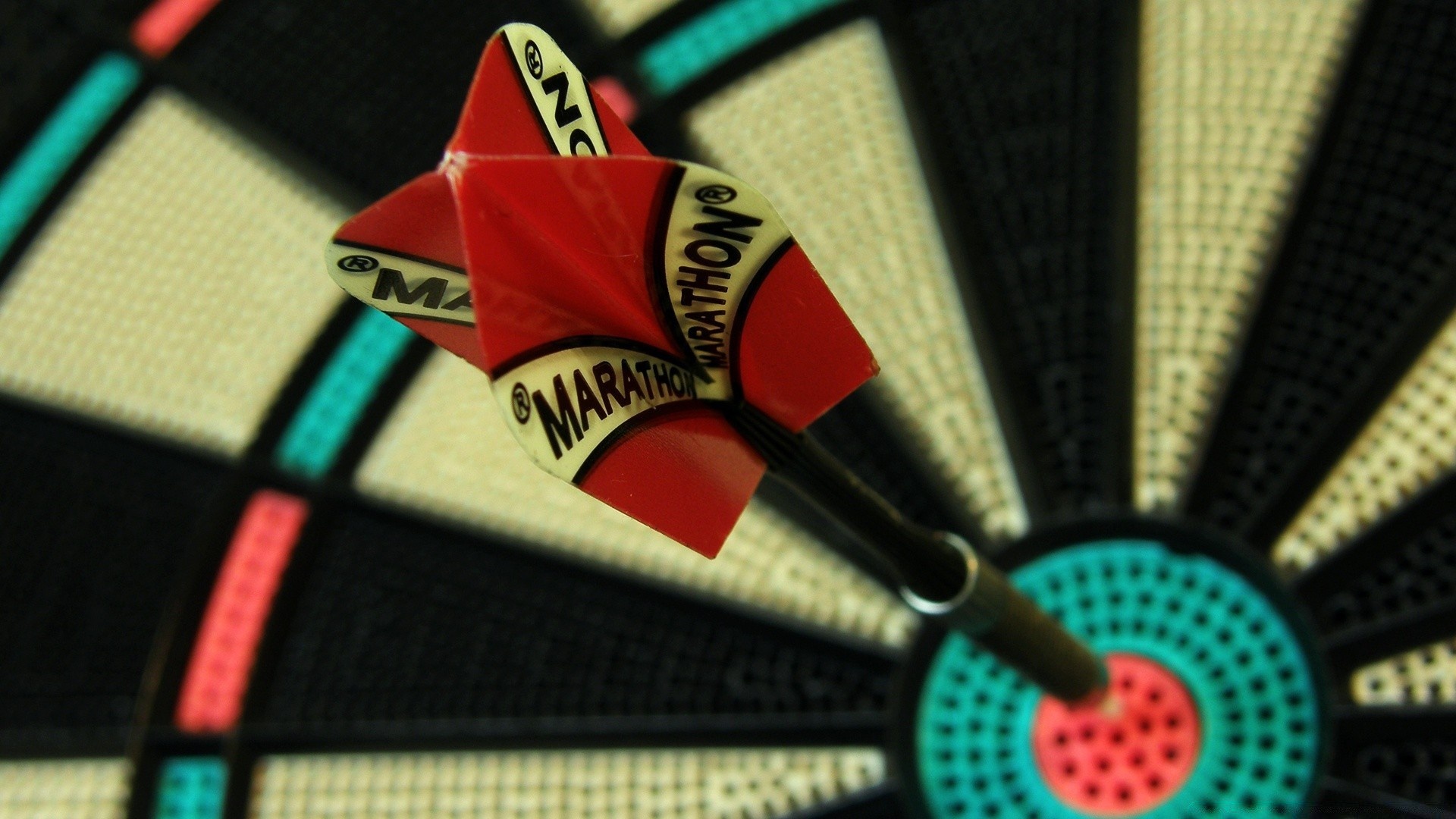 Android dart wallpaper Christopher, 1920x1080 Full HD Desktop