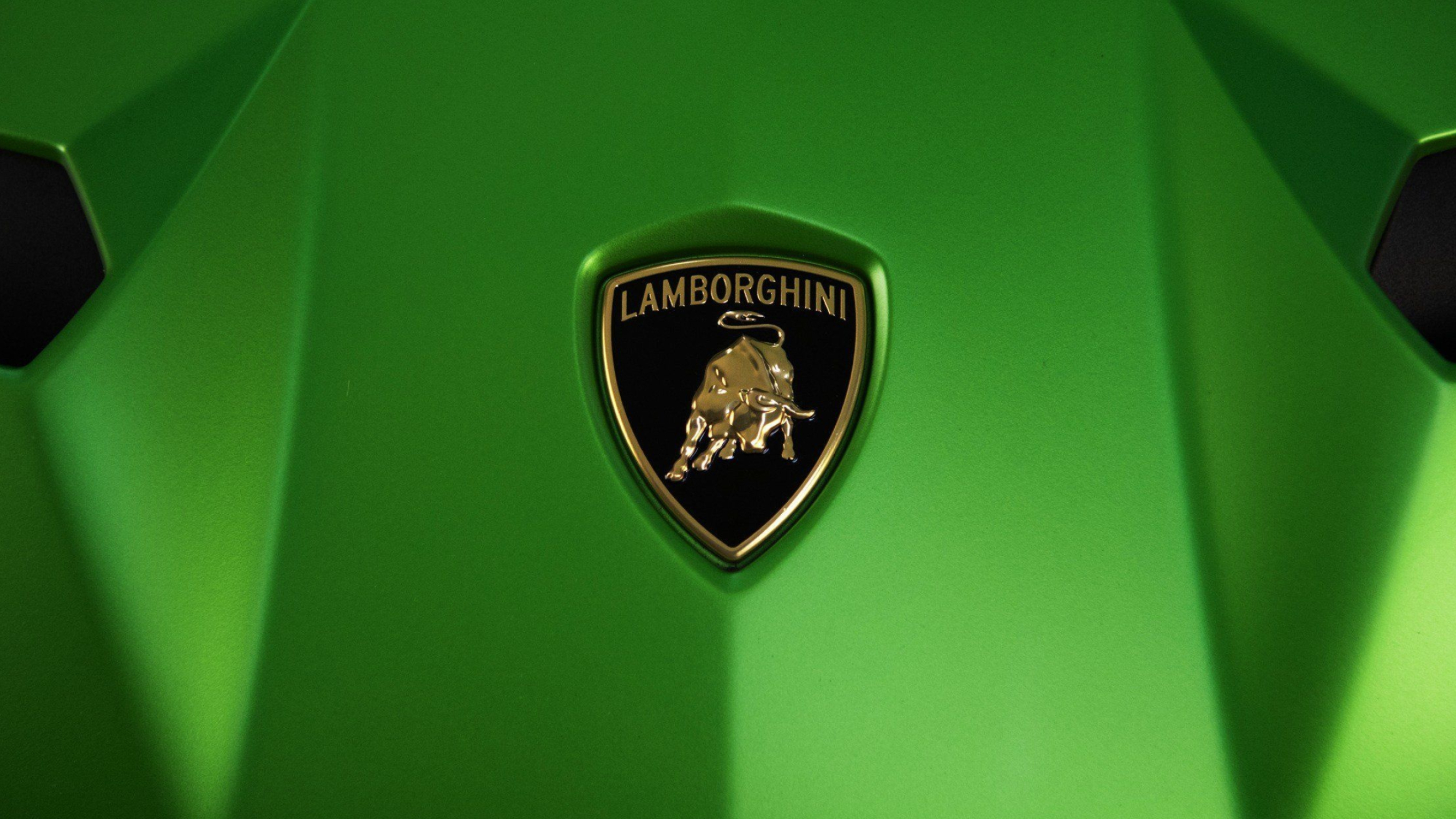 Aventador SVJ, Lamborghini Logo Wallpaper, 2730x1540 HD Desktop