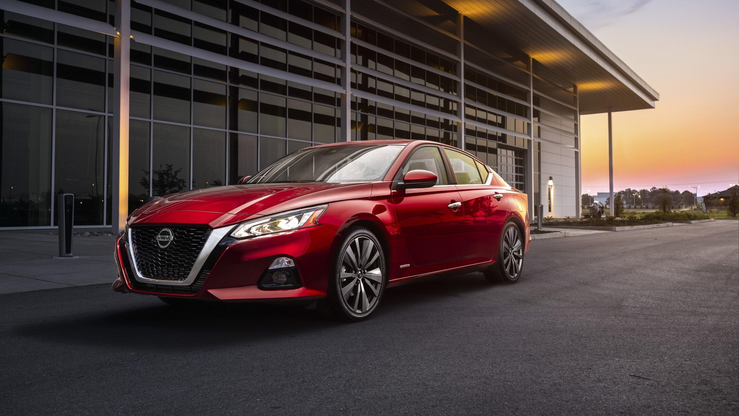 Nissan Altima, Sleek and stylish, Advanced technology, Dynamic performance, 3000x1690 HD Desktop