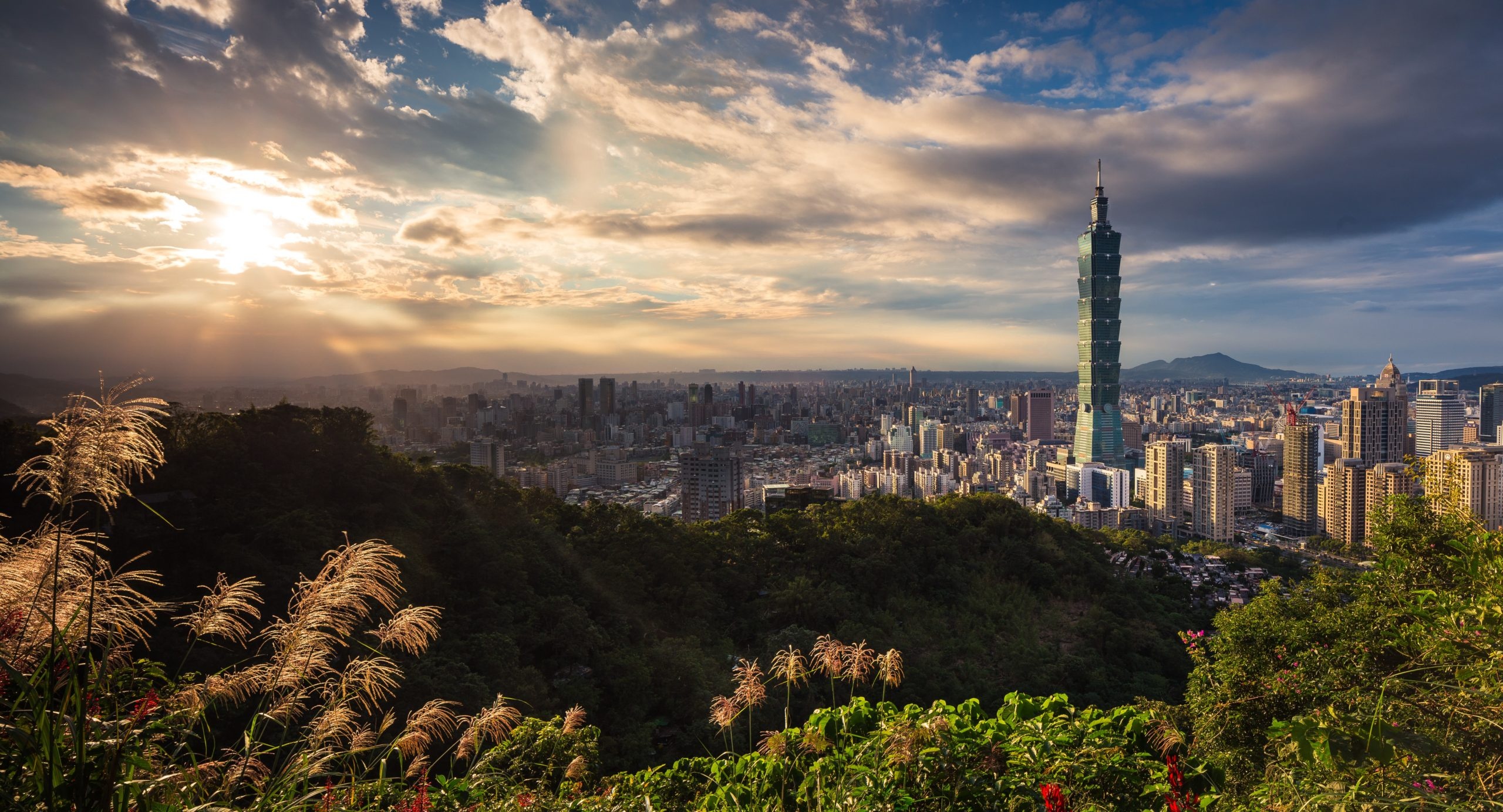 Taipei, Taiwan, Travels, Pale ale, 2560x1390 HD Desktop