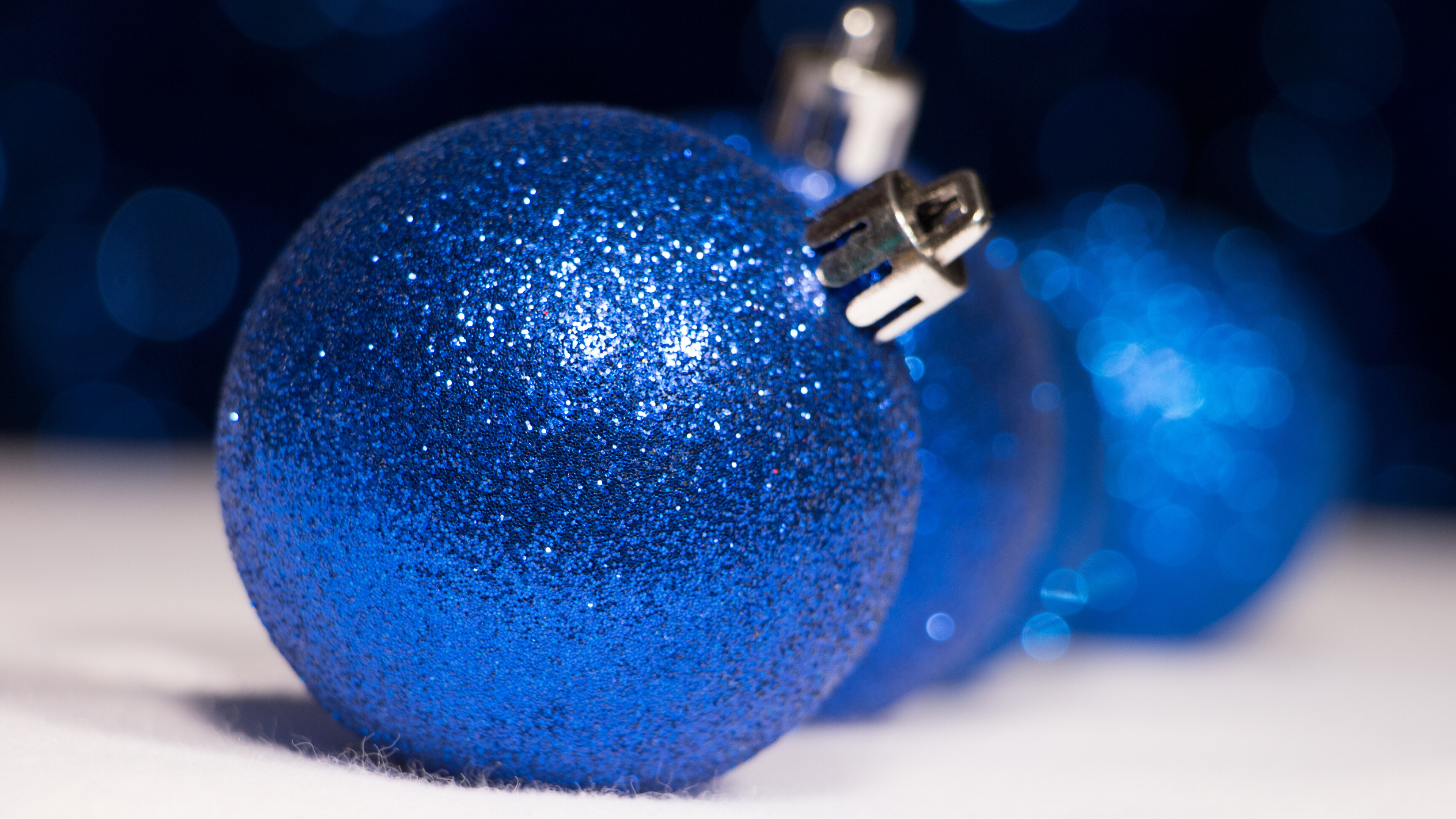 Sparkly blue christmas, Ornament wallpaper, Festive atmosphere, Holiday joy, 3840x2160 4K Desktop