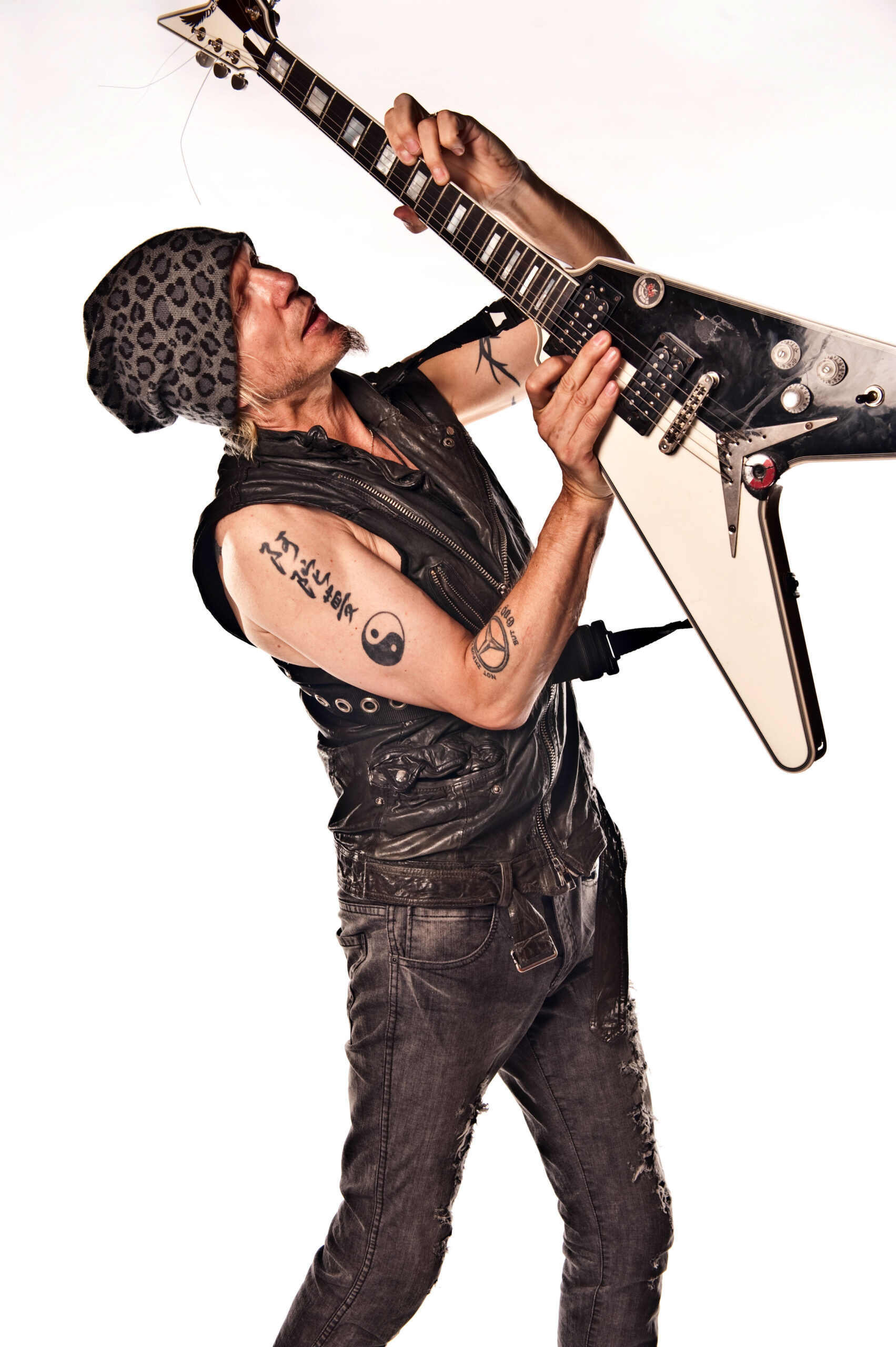 Michael Schenker, Flying V guitars, Guitar legend, 1710x2560 HD Phone