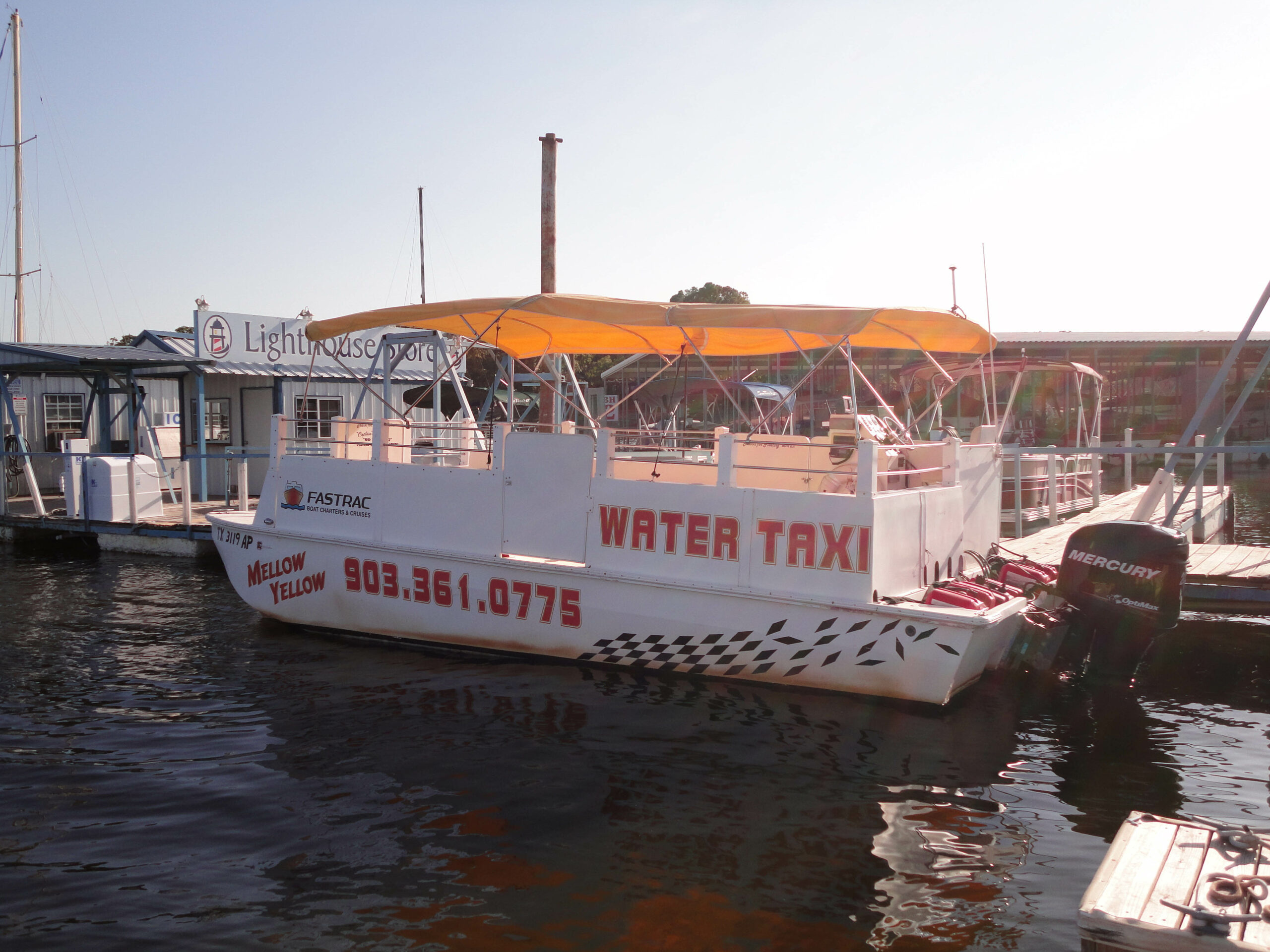 Water taxis, Fastrac Charters, Lake Texoma, 2560x1920 HD Desktop