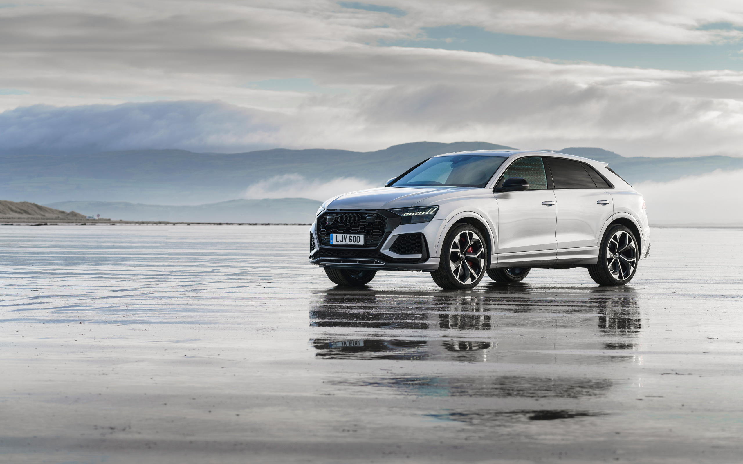 Audi Q8, RS Q8 model, High-resolution images, Exquisite photo gallery, 2560x1600 HD Desktop