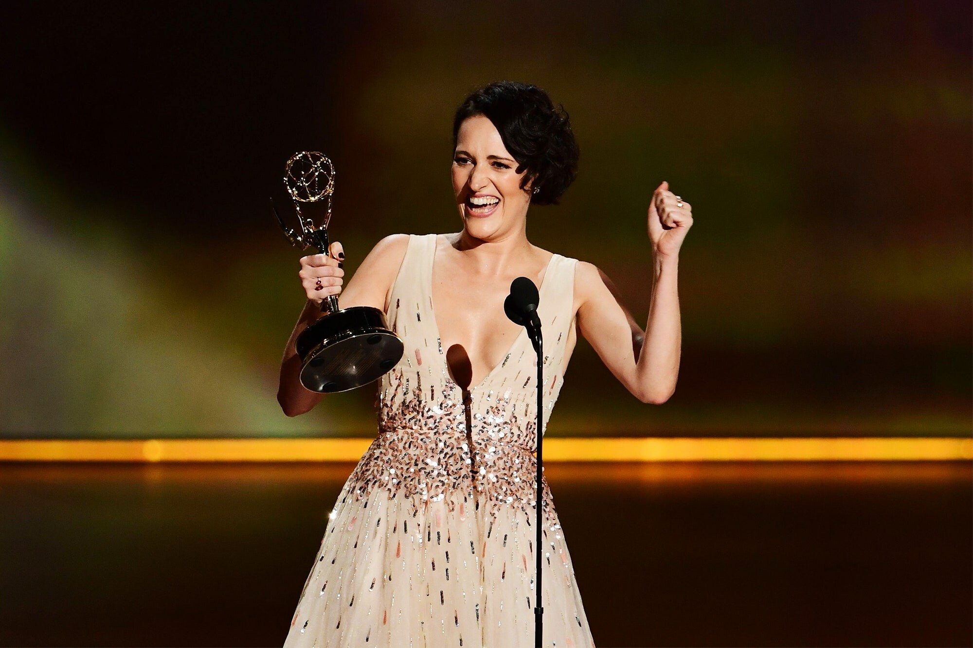 Fleabag, Emmy Awards 2019, Phoebe Waller-Bridge's triumph, Veep's competition, 2000x1340 HD Desktop