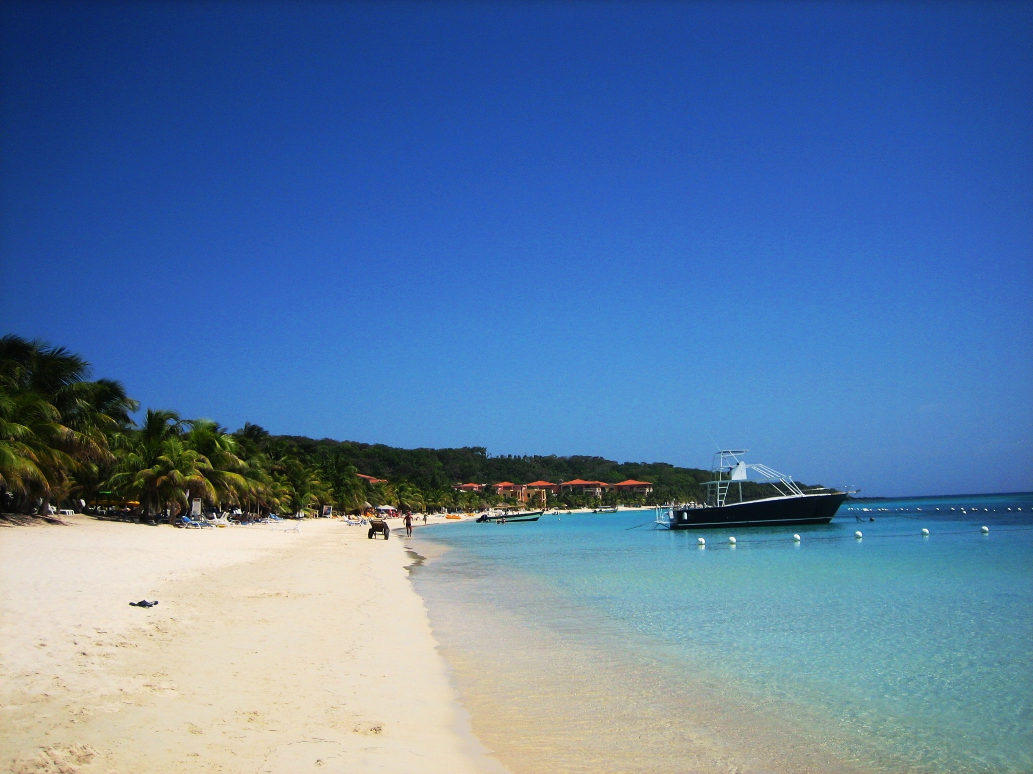 Villages of Roatan, Local life experiences, Authentic culture, Hidden gems, 2050x1540 HD Desktop