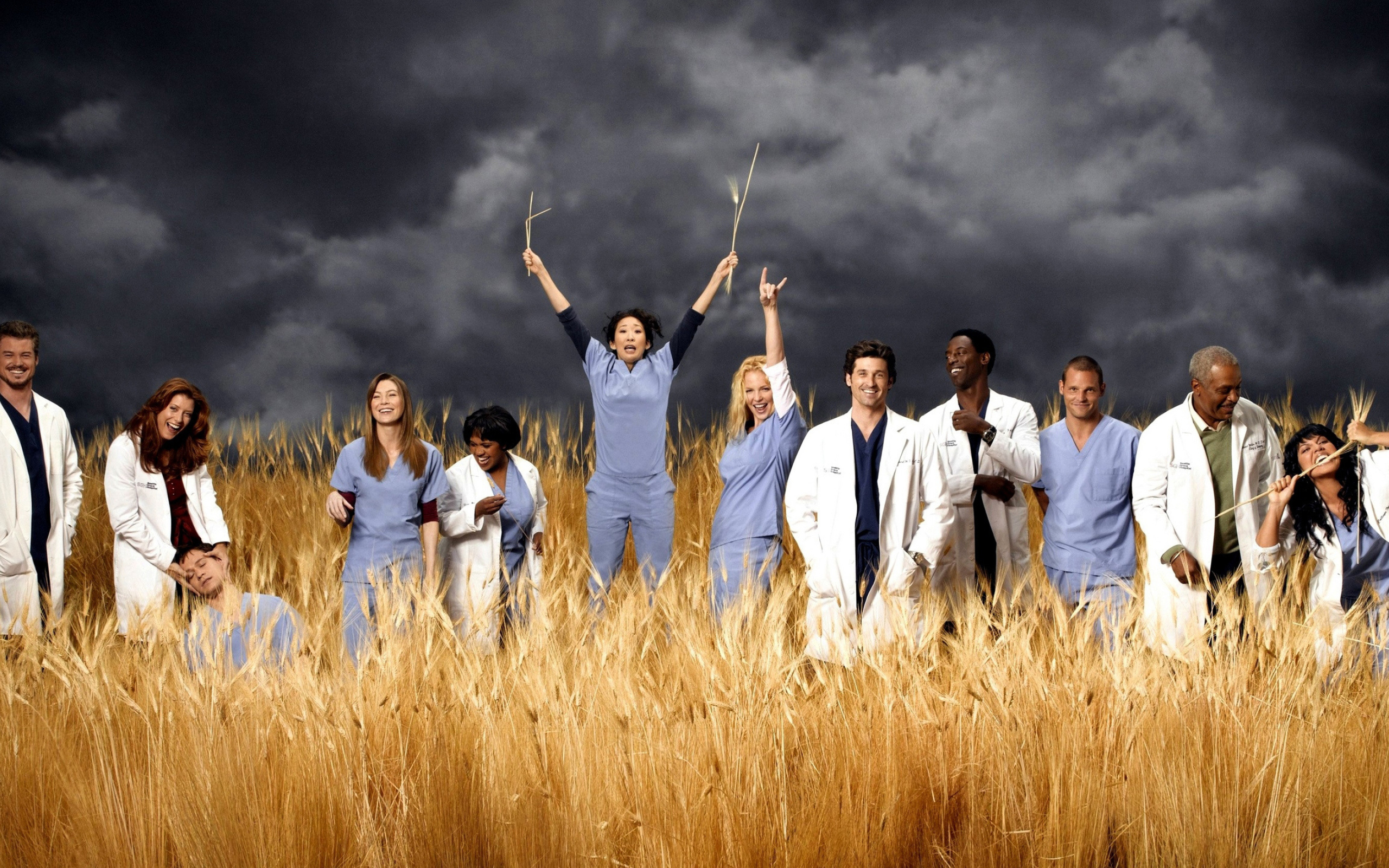 Grey's Anatomy, Gripping storytelling, Heart-wrenching moments, Surgical team, 2560x1600 HD Desktop