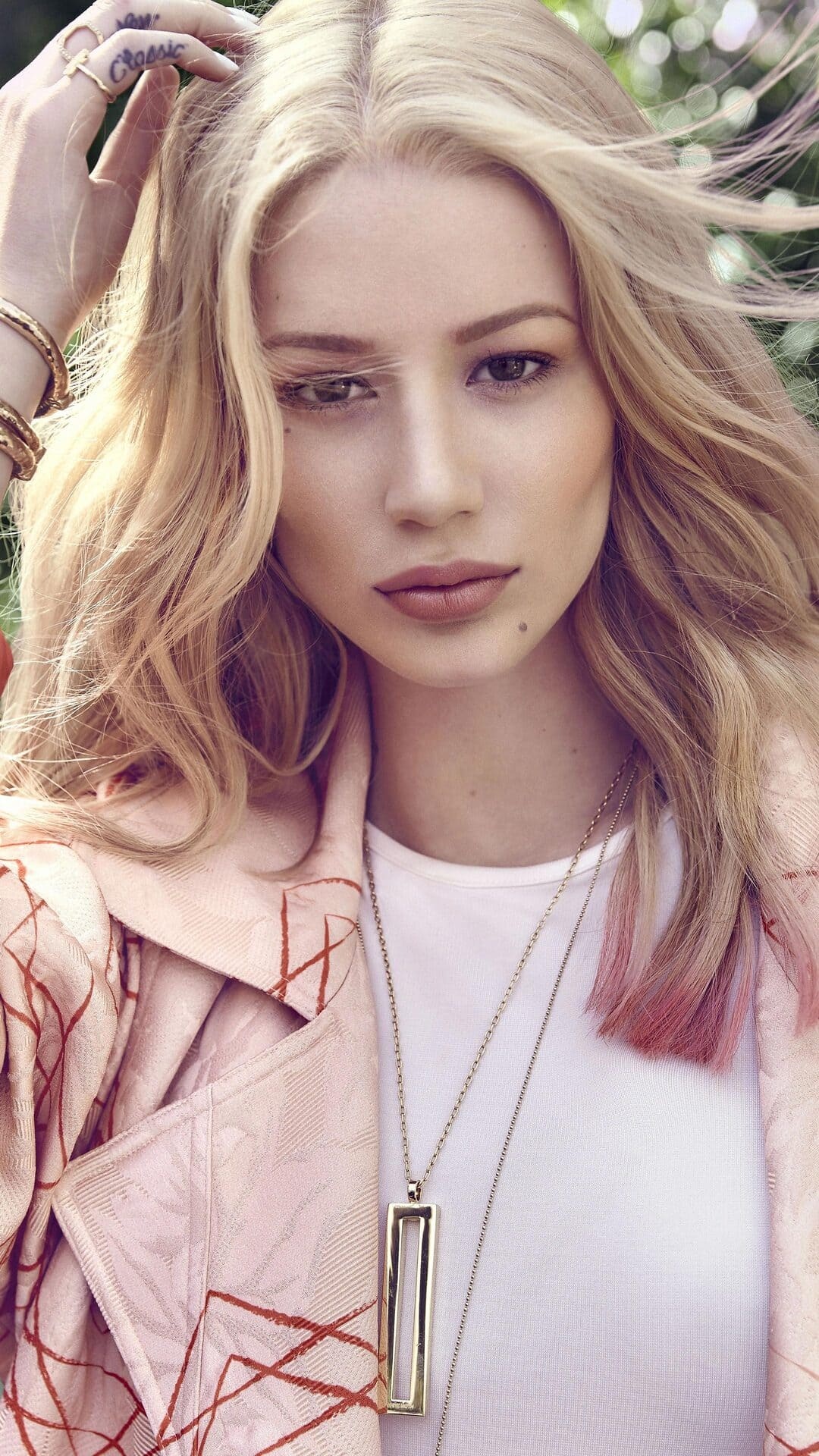 Iggy Azalea, Wallpaper, profile pictures, 1080x1920 Full HD Phone